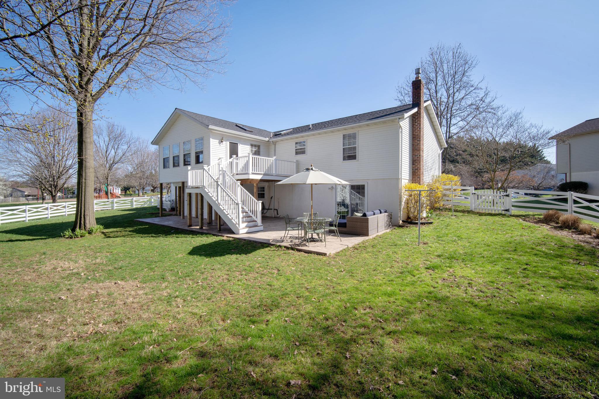 WHISPERING MEADOWS - Residential