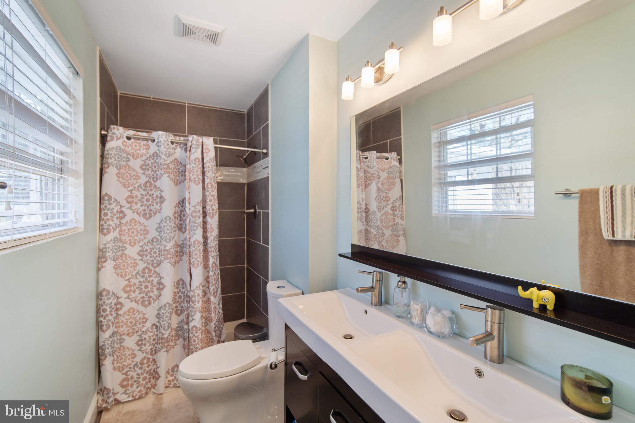 WHISPERING MEADOWS - Residential