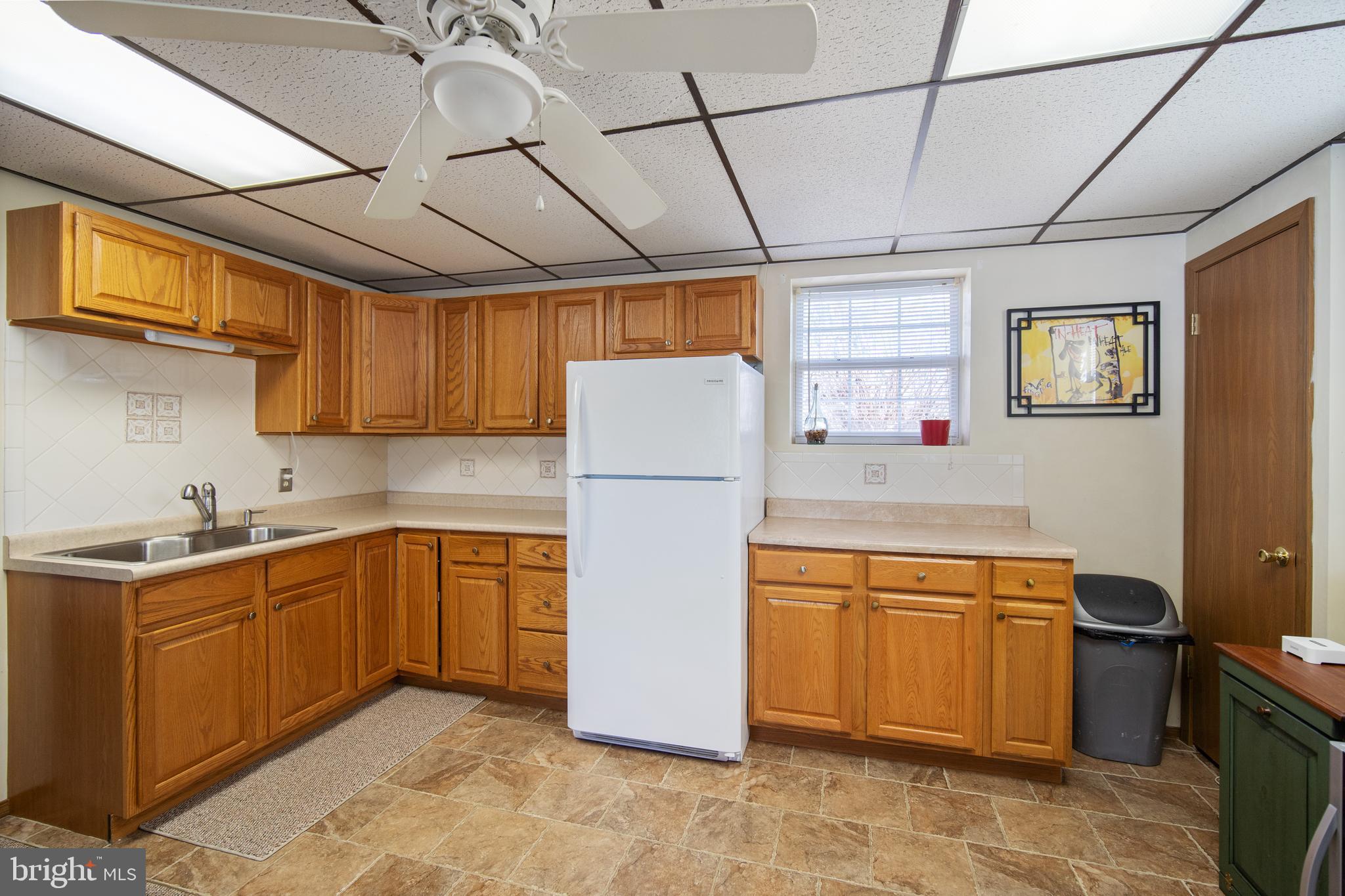 WHISPERING MEADOWS - Residential