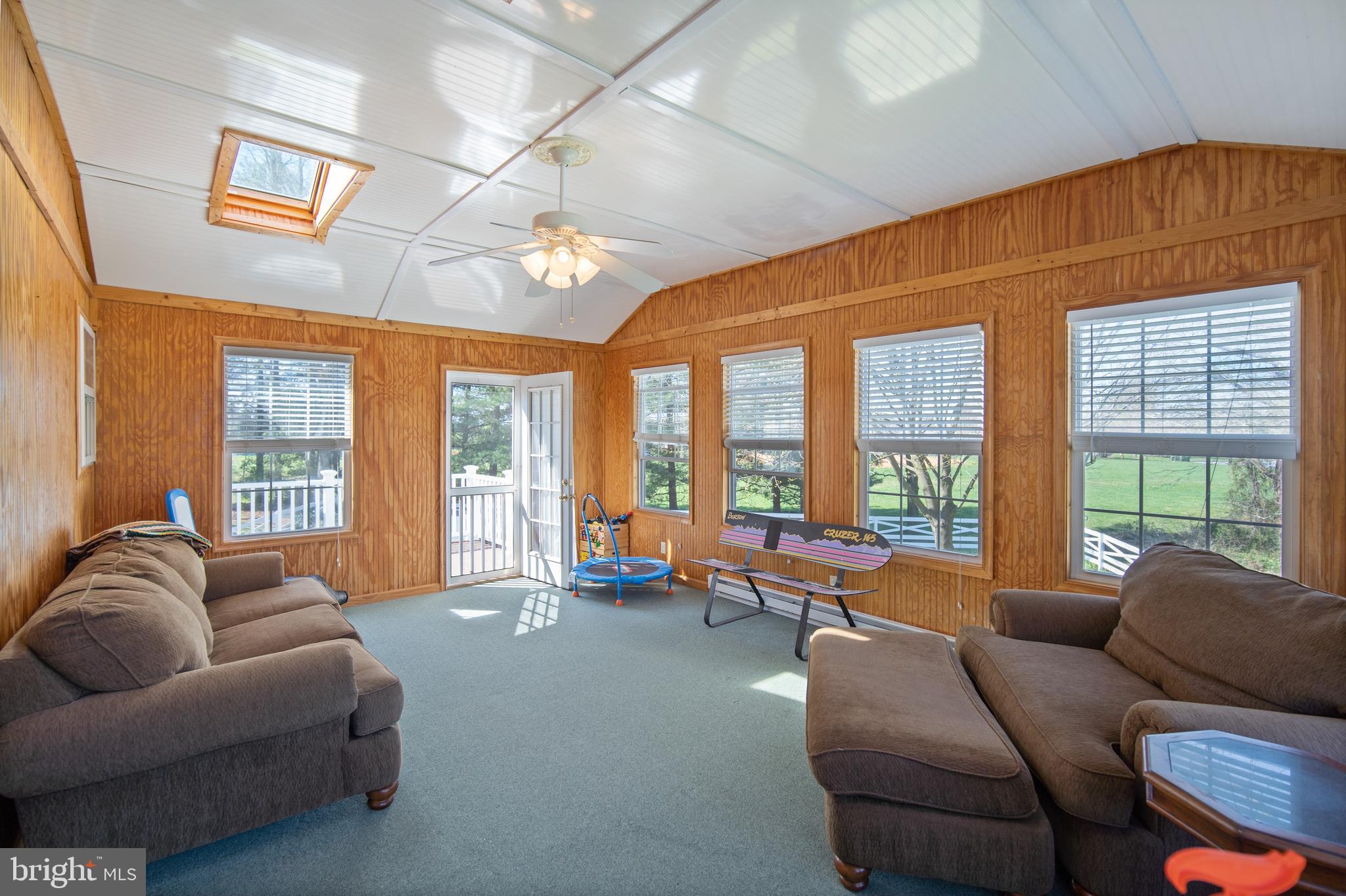 WHISPERING MEADOWS - Residential