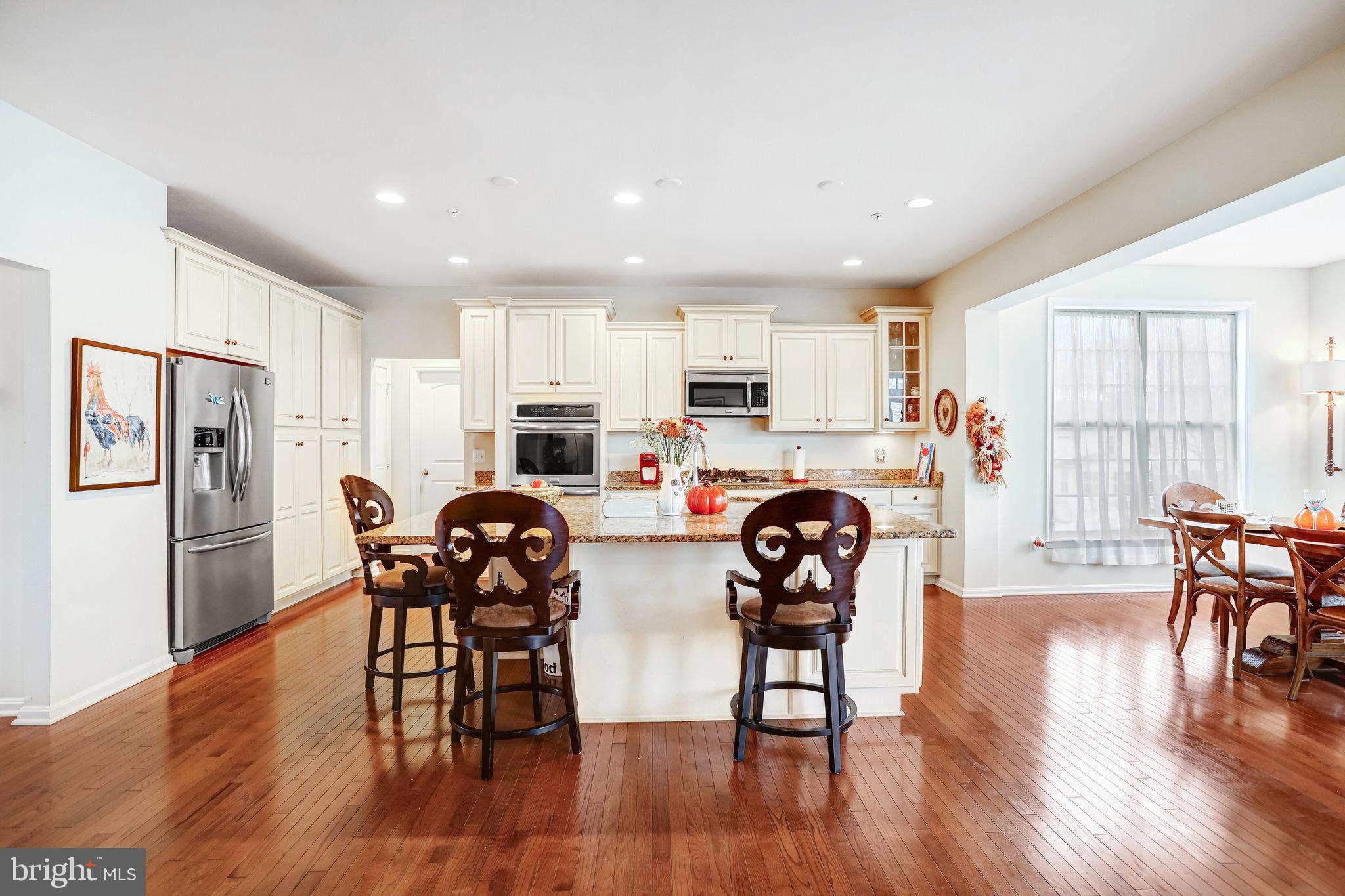 WOODMORE TOWNE CENTRE - Residential