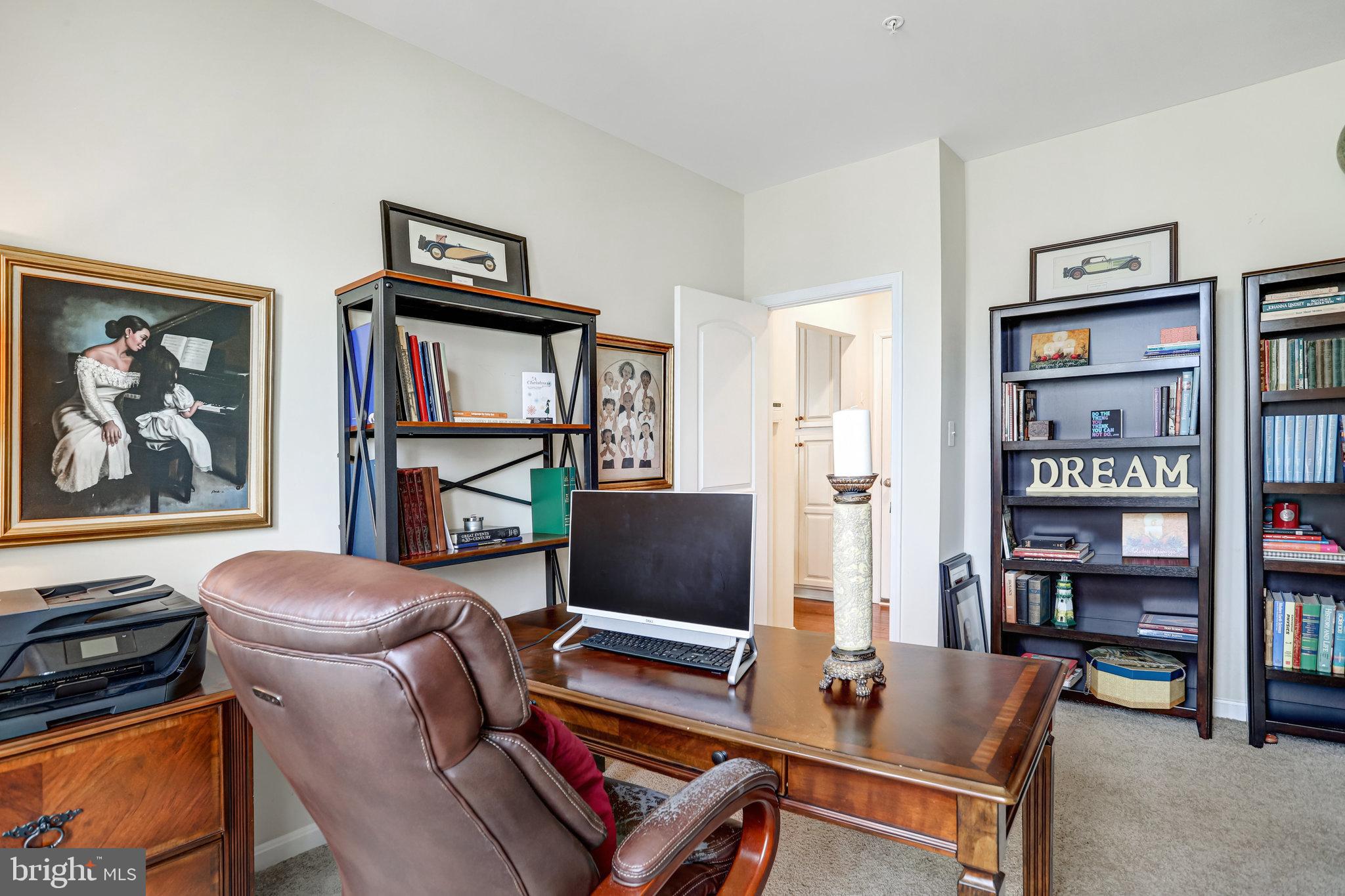 WOODMORE TOWNE CENTRE - Residential