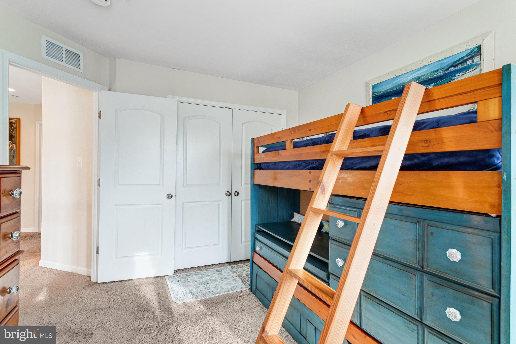 WOODMORE TOWNE CENTRE - Residential