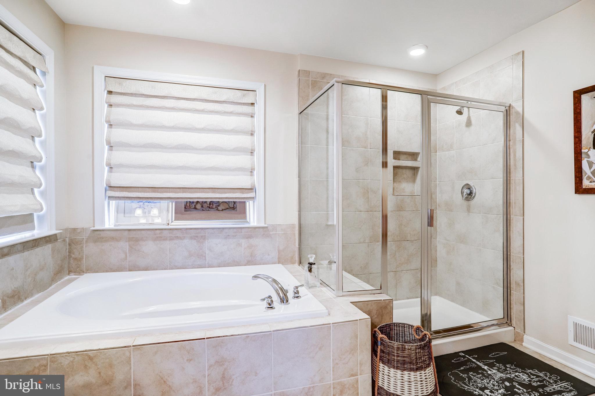 WOODMORE TOWNE CENTRE - Residential