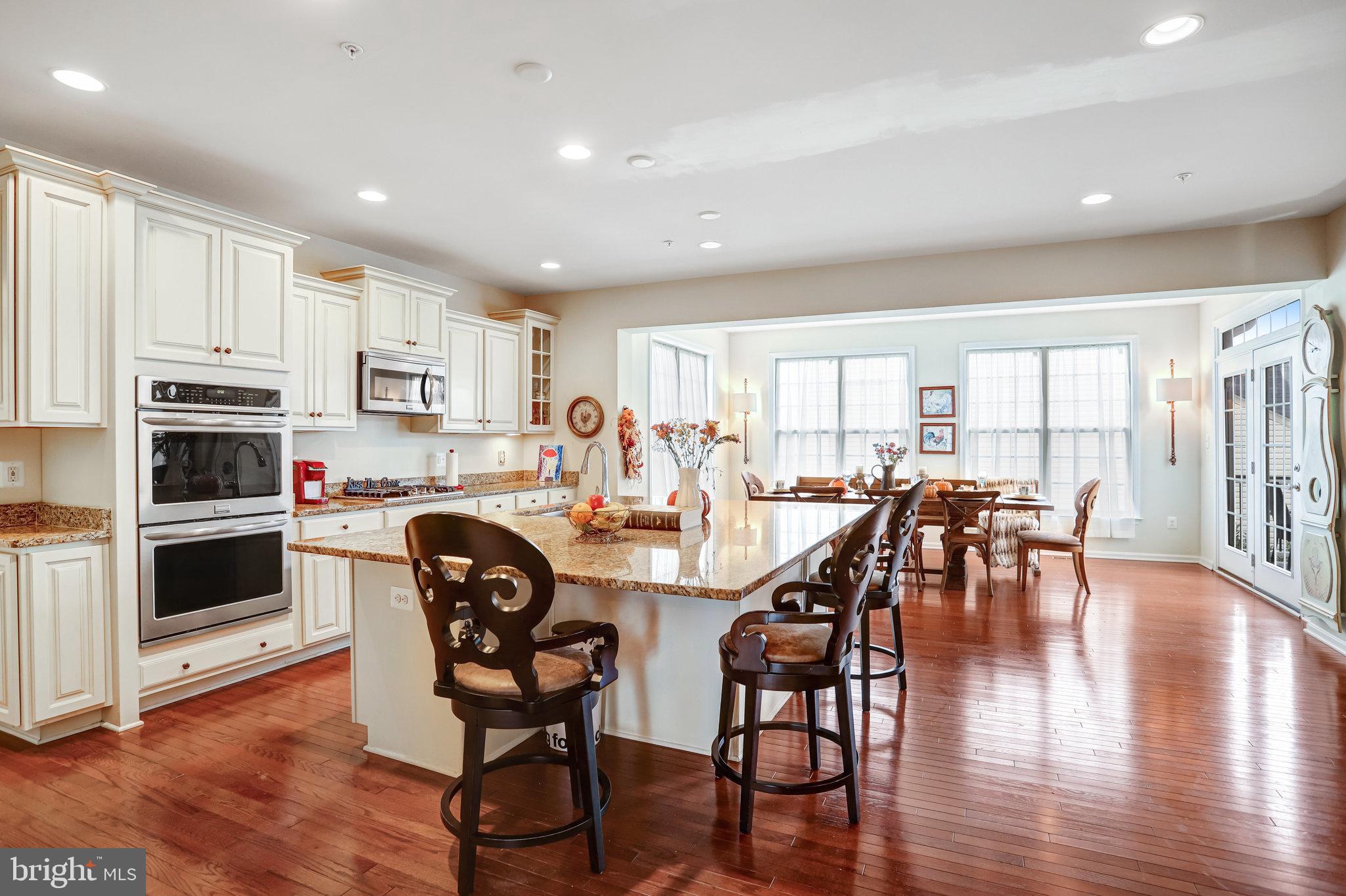 WOODMORE TOWNE CENTRE - Residential