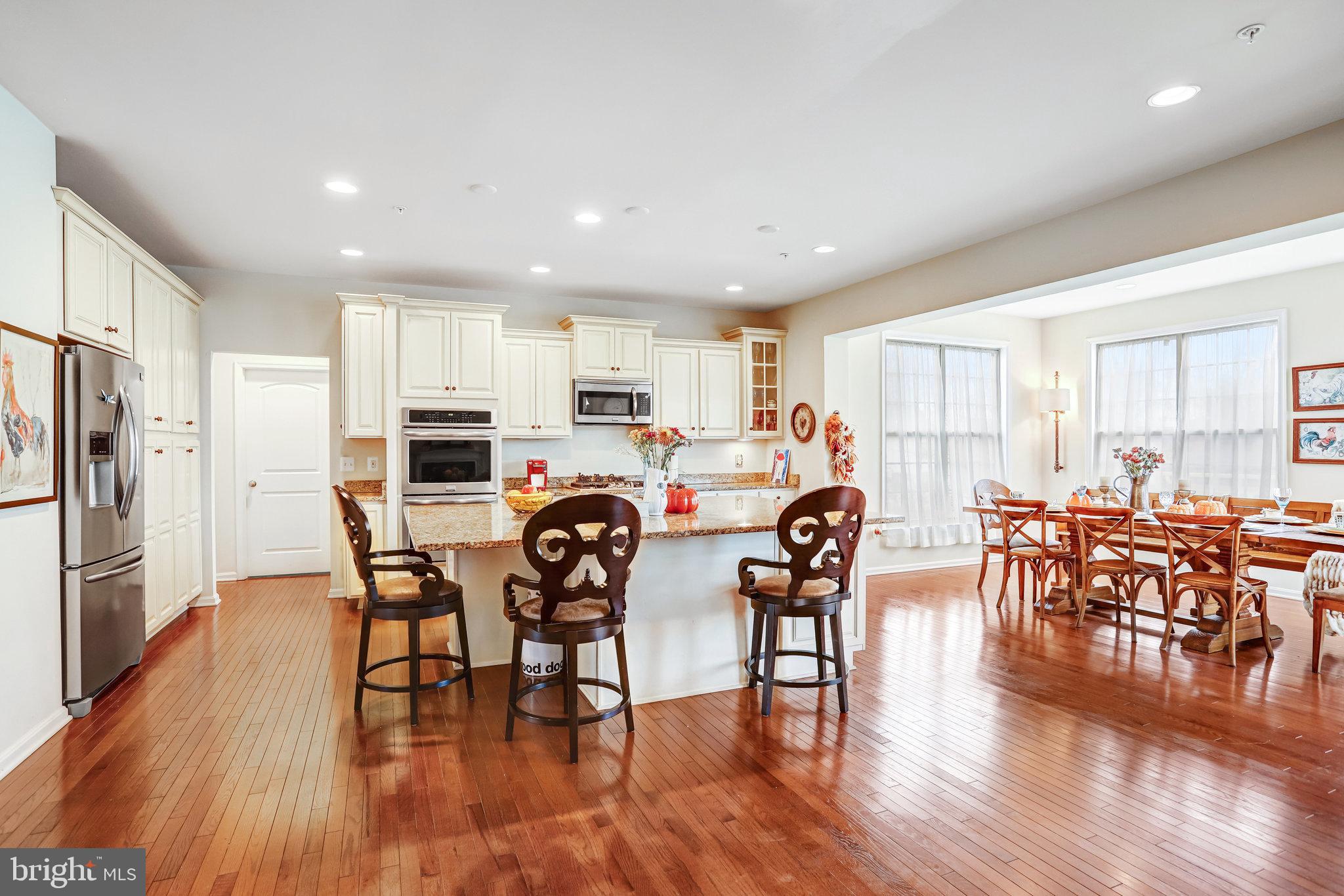 WOODMORE TOWNE CENTRE - Residential