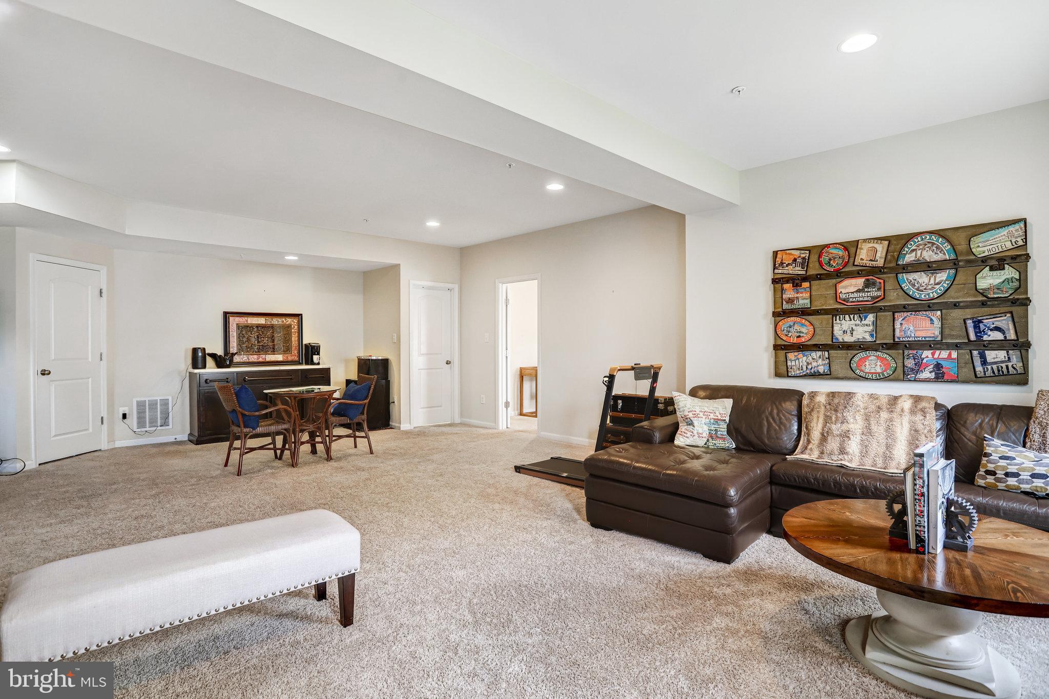 WOODMORE TOWNE CENTRE - Residential