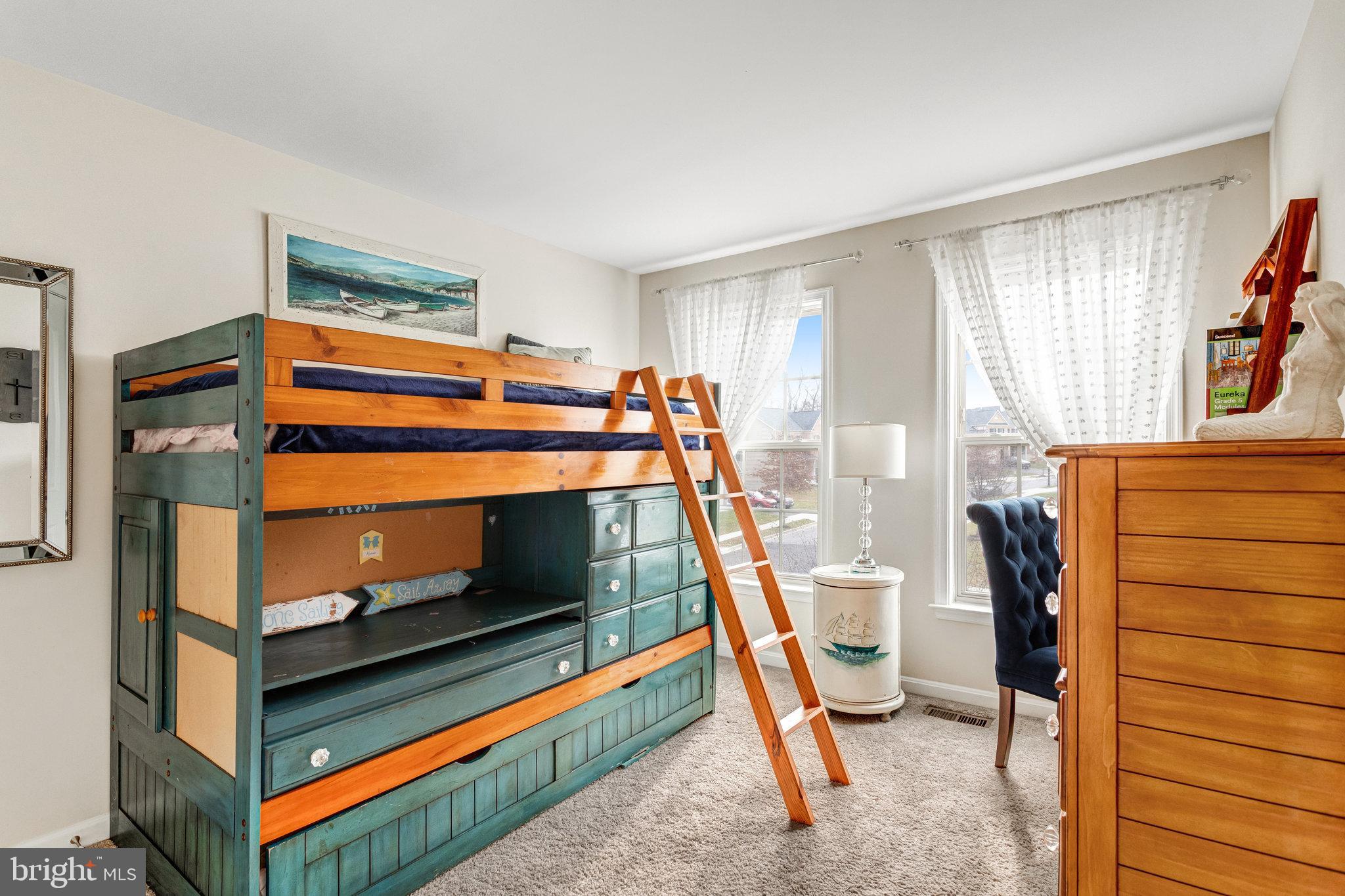 WOODMORE TOWNE CENTRE - Residential