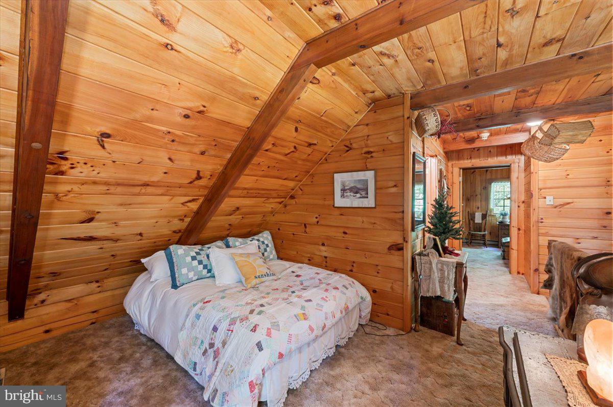 HICKORY RUN FOREST - Residential