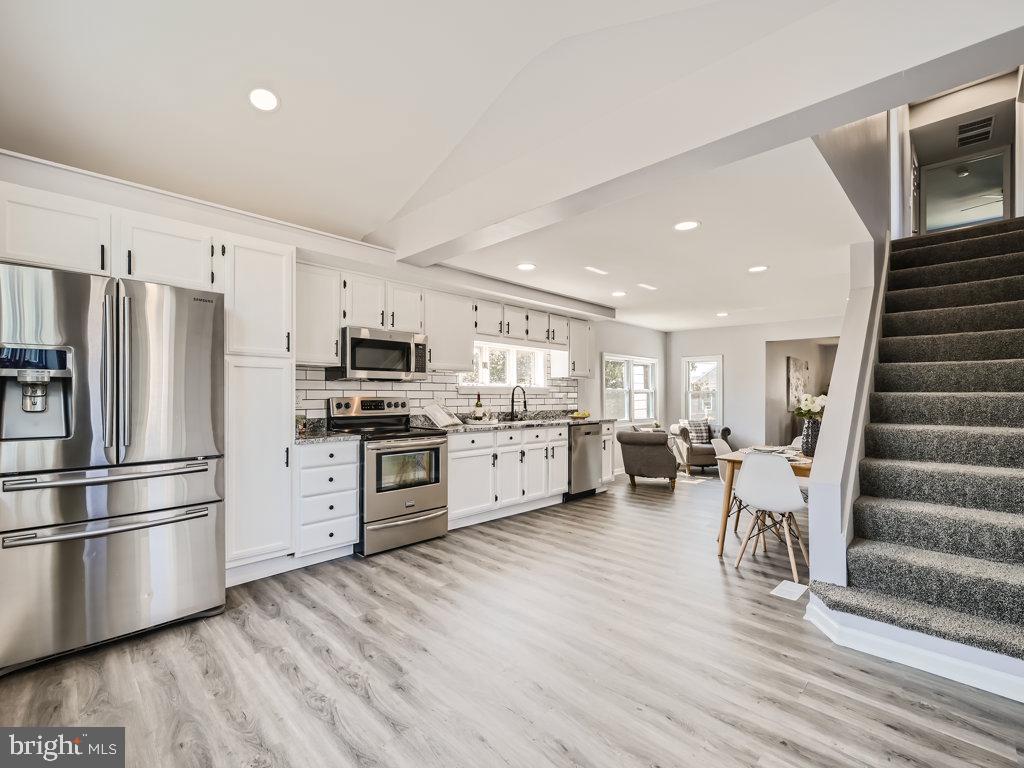 ROSEWALD BEACH - Residential