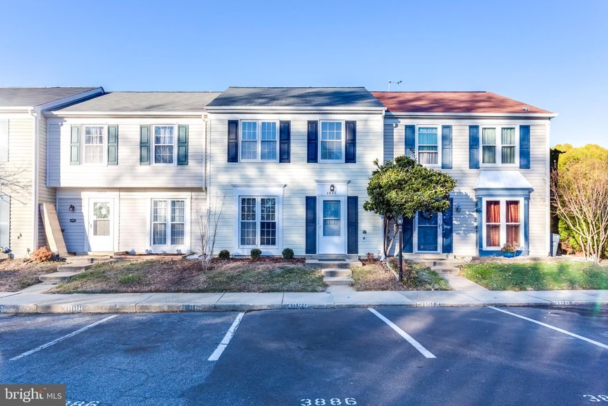 Beautifully renovated 2 level townhouse.  The new kitchen boasts granite countertops, new cabinets and SS appliances.  Features include new carpet on the upper level and new laminated flooring on the main level.  The community offers many amenities and is conveniently located to shopping centers, restaurants and schools.