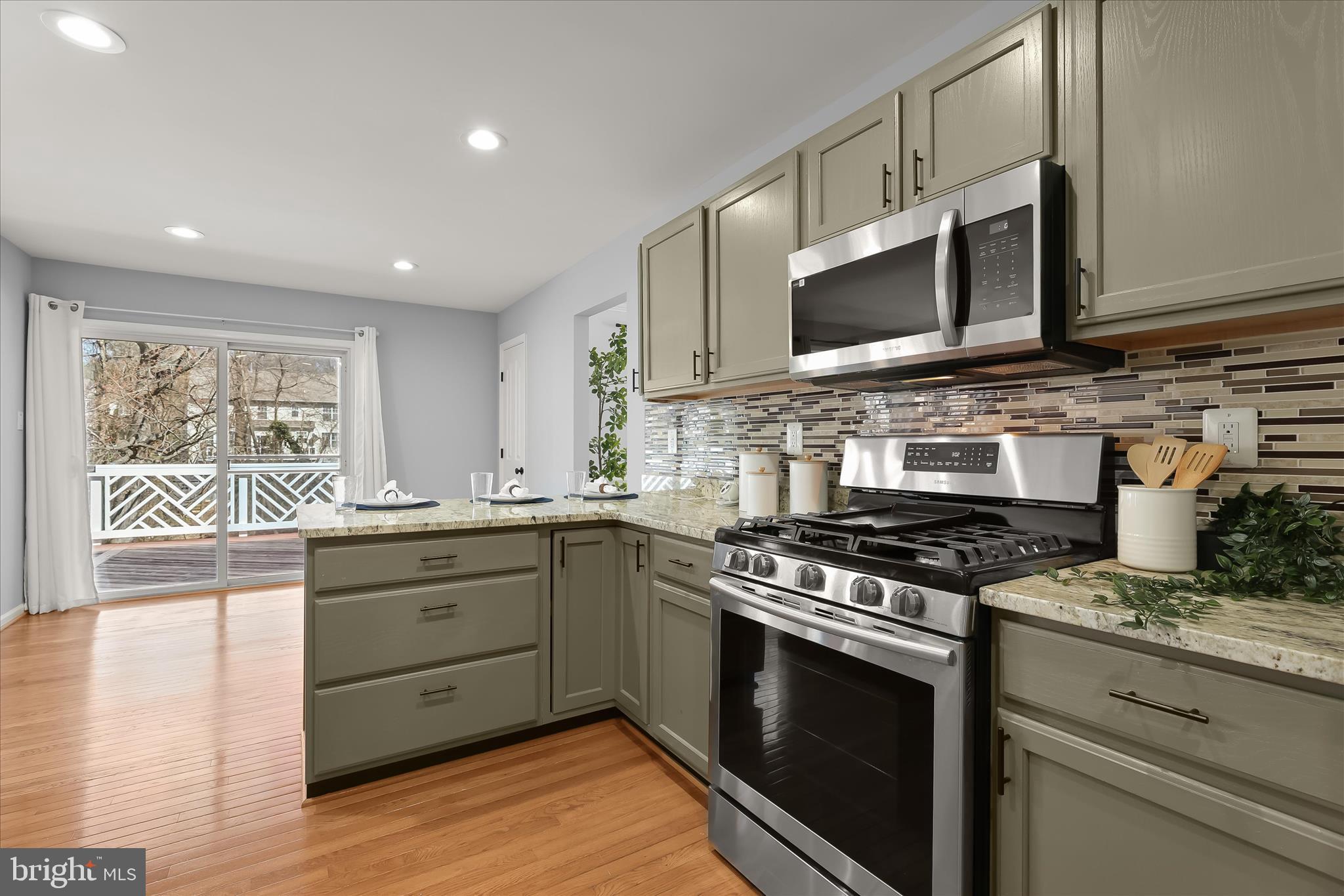 ARBOR WOODS - Residential