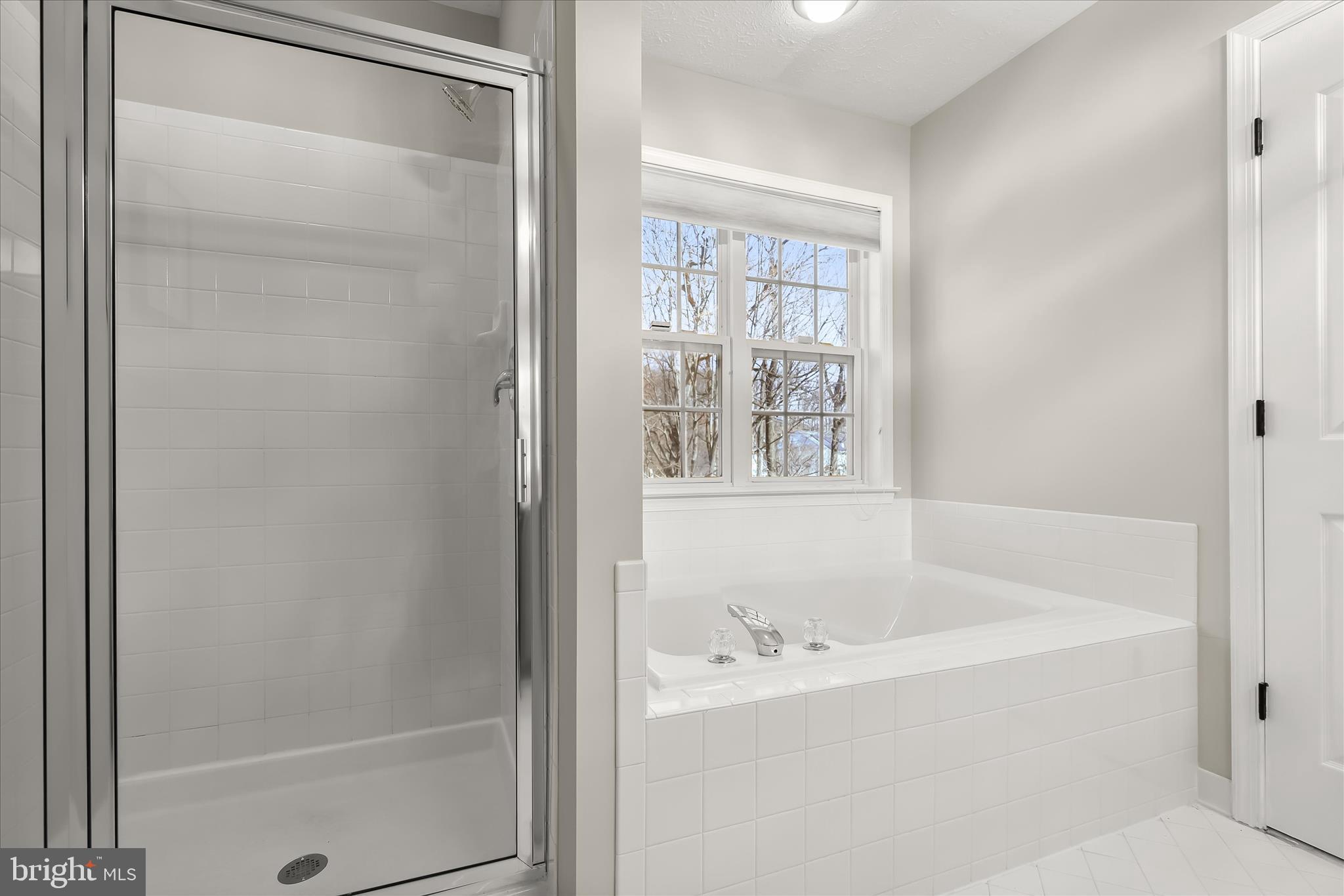 ARBOR WOODS - Residential