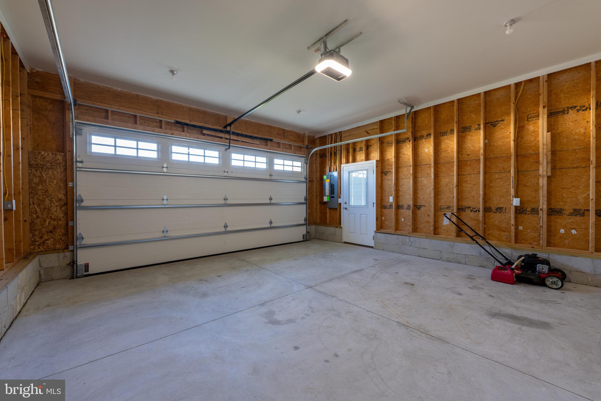 PLANTATION CROSSIN - Residential