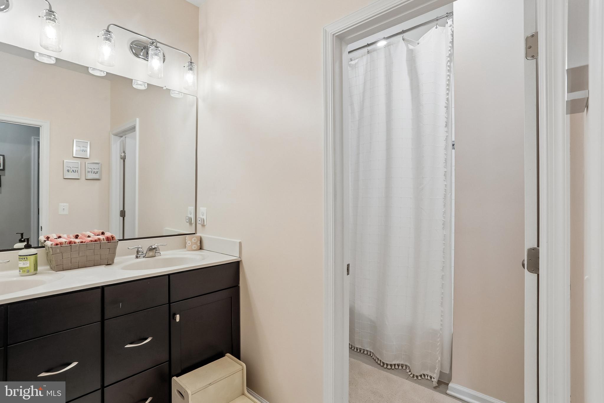 TUSCARORA CREEK - Residential