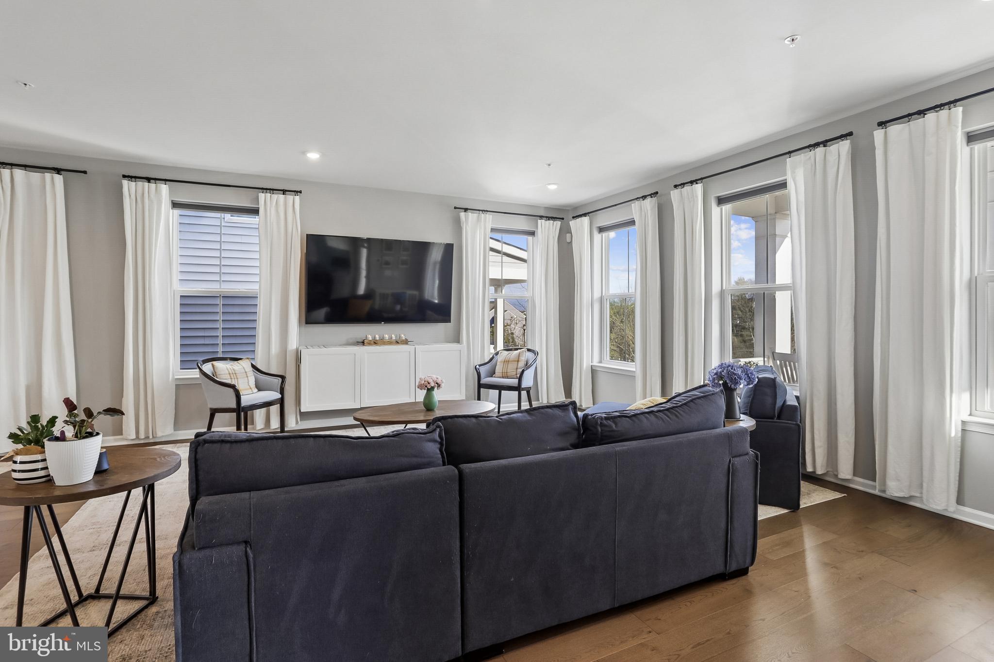 TUSCARORA CREEK - Residential