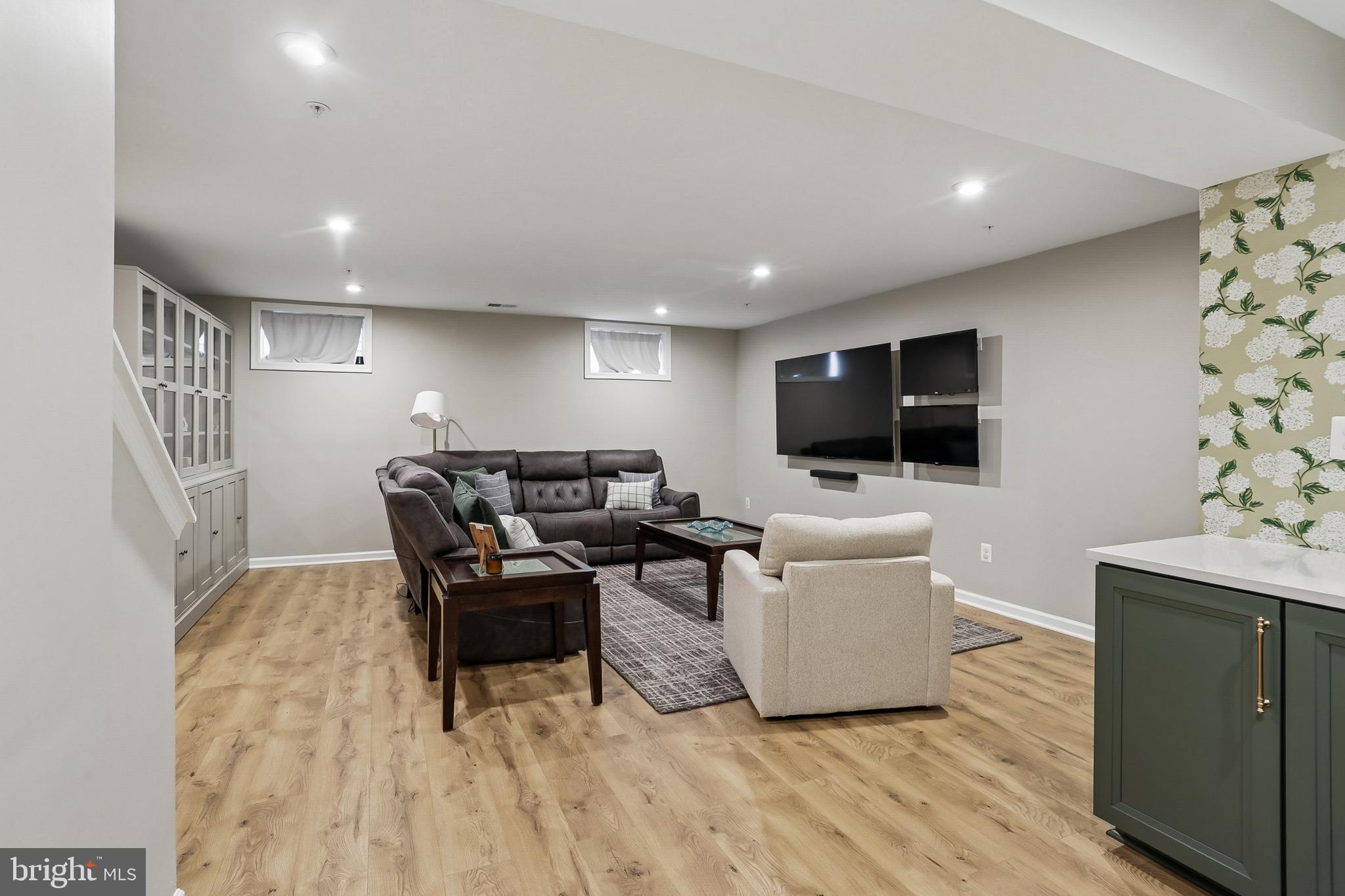 TUSCARORA CREEK - Residential