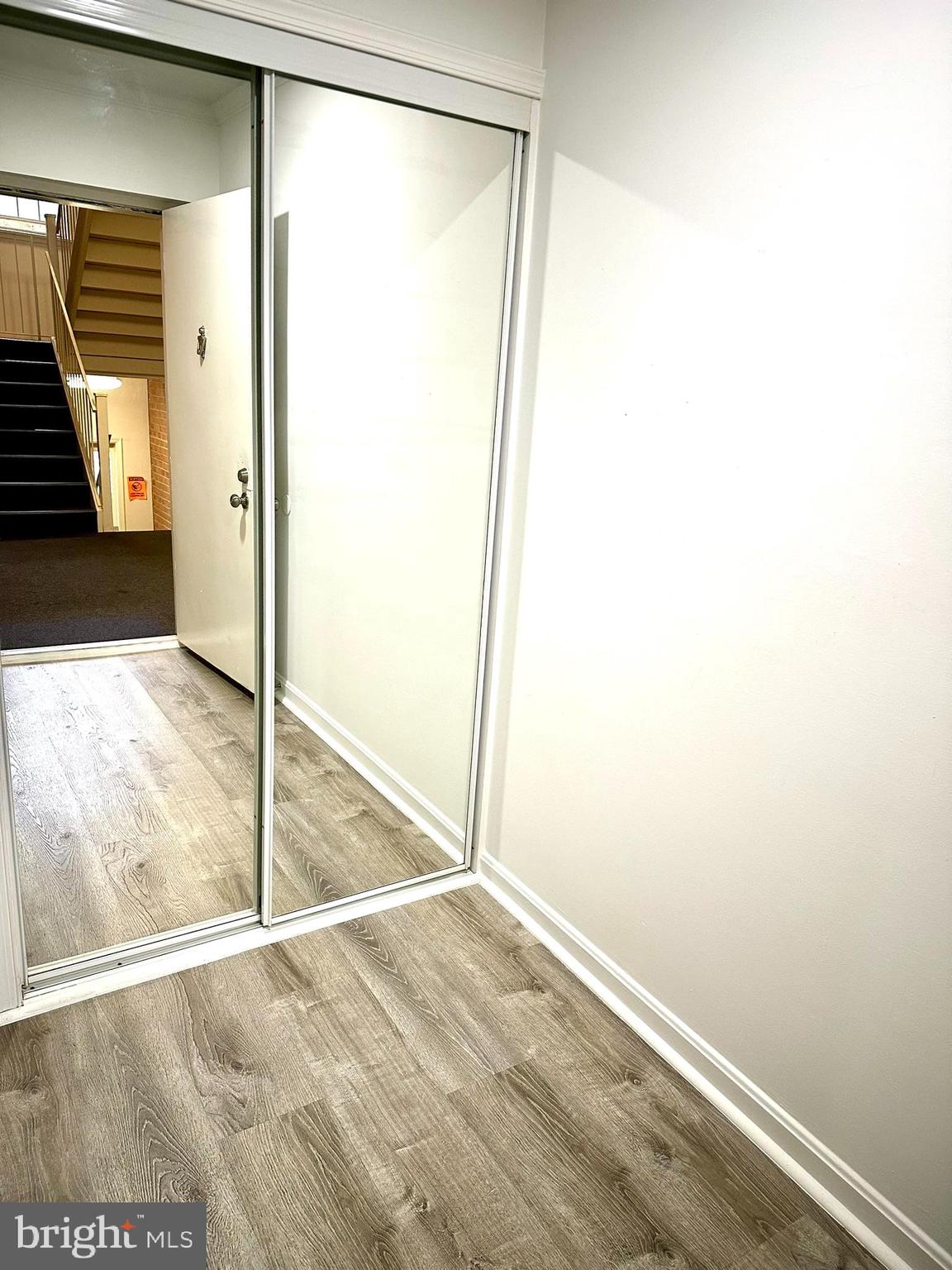 FLOWER HILL - Residential