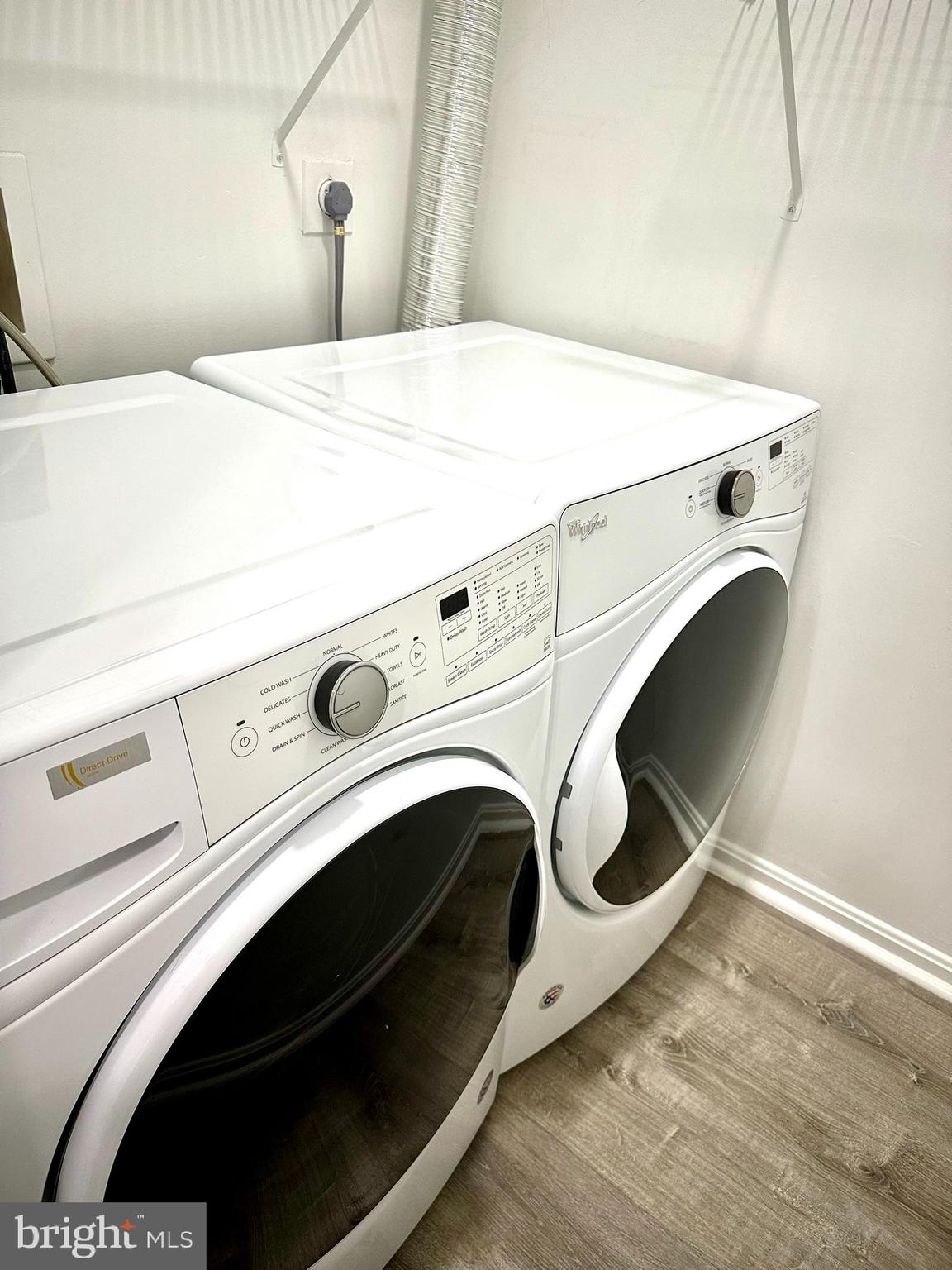 FLOWER HILL - Residential