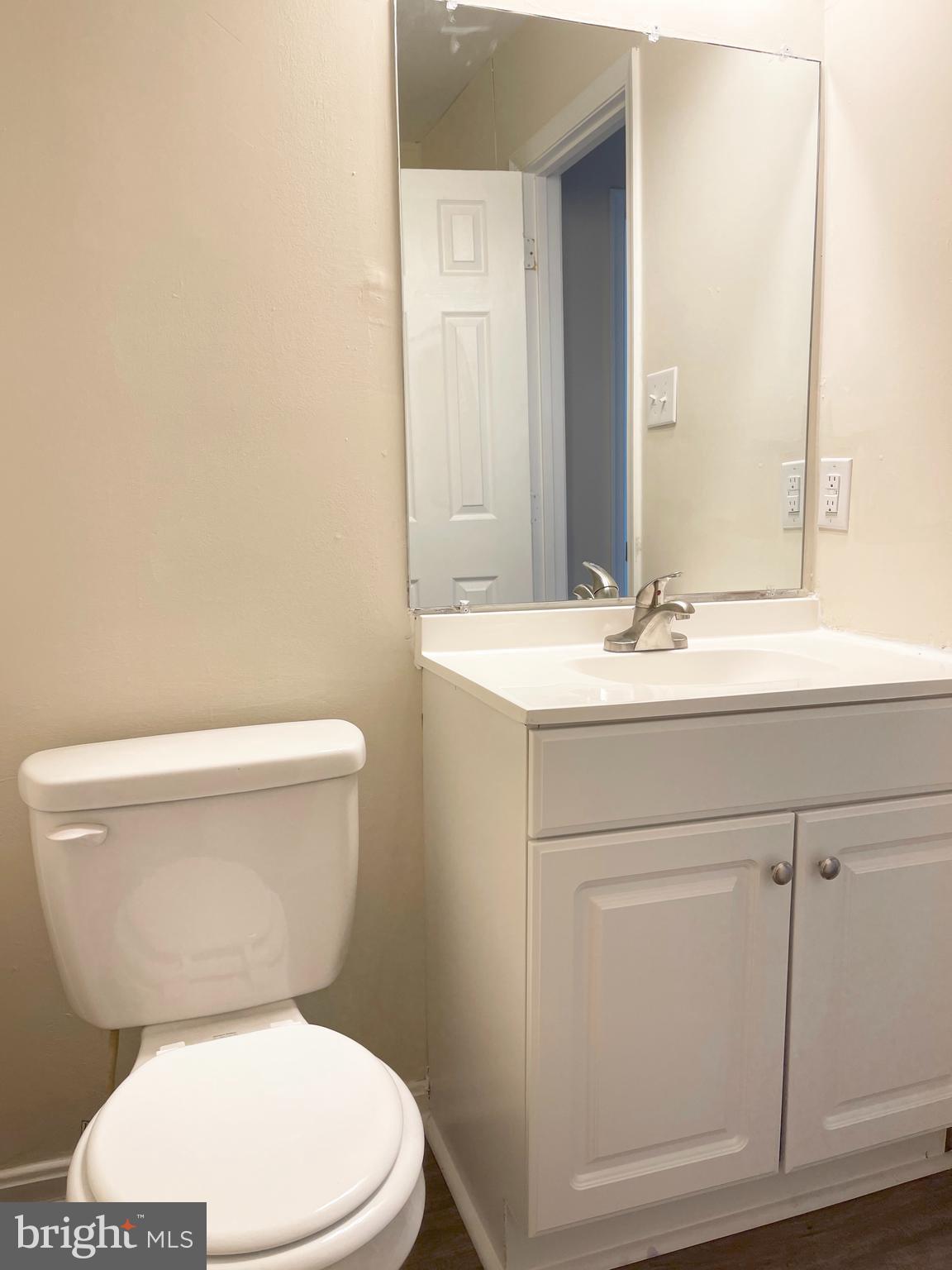 THE TOWNES AT WESTBURY - Residential