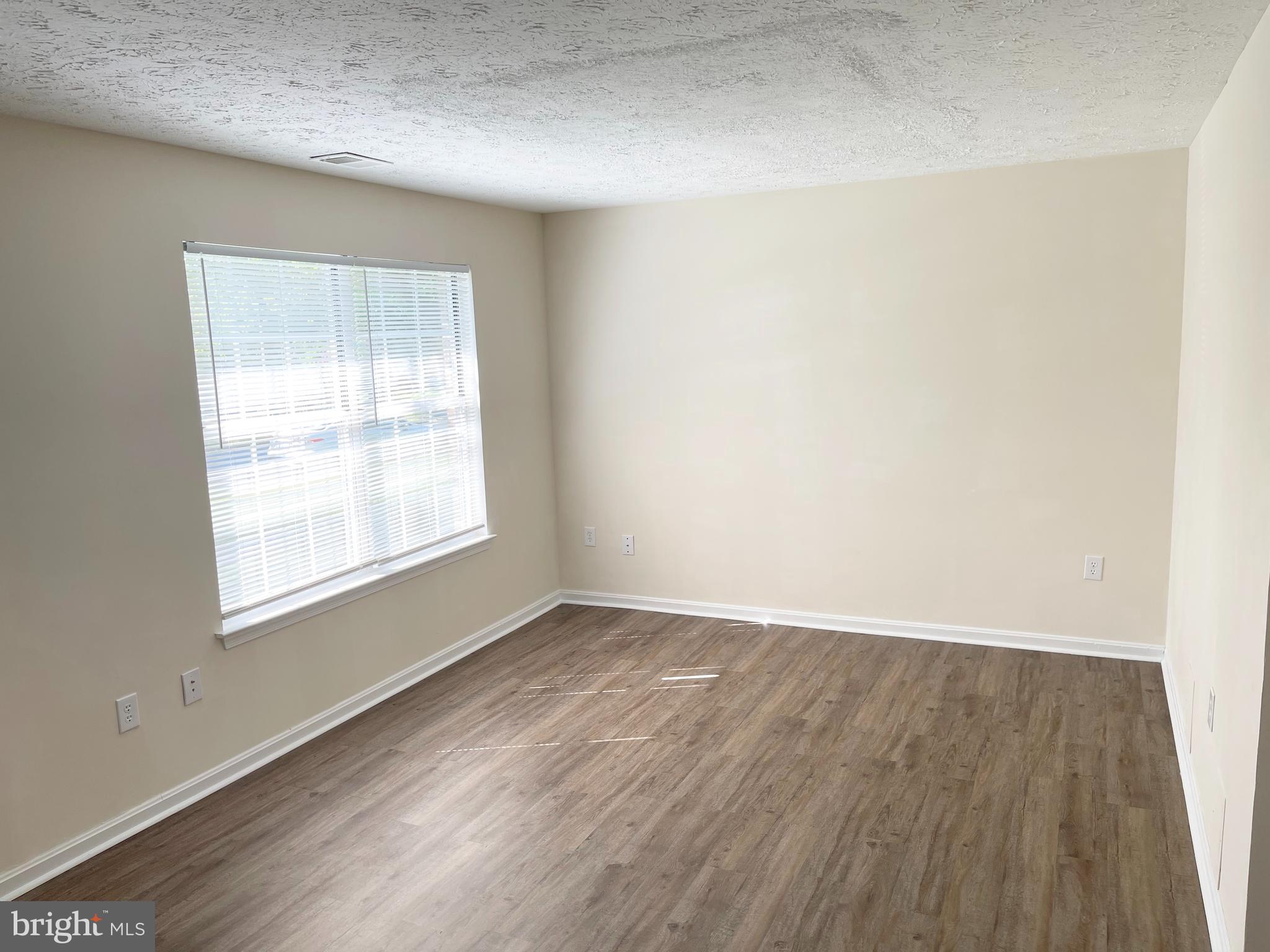 THE TOWNES AT WESTBURY - Residential