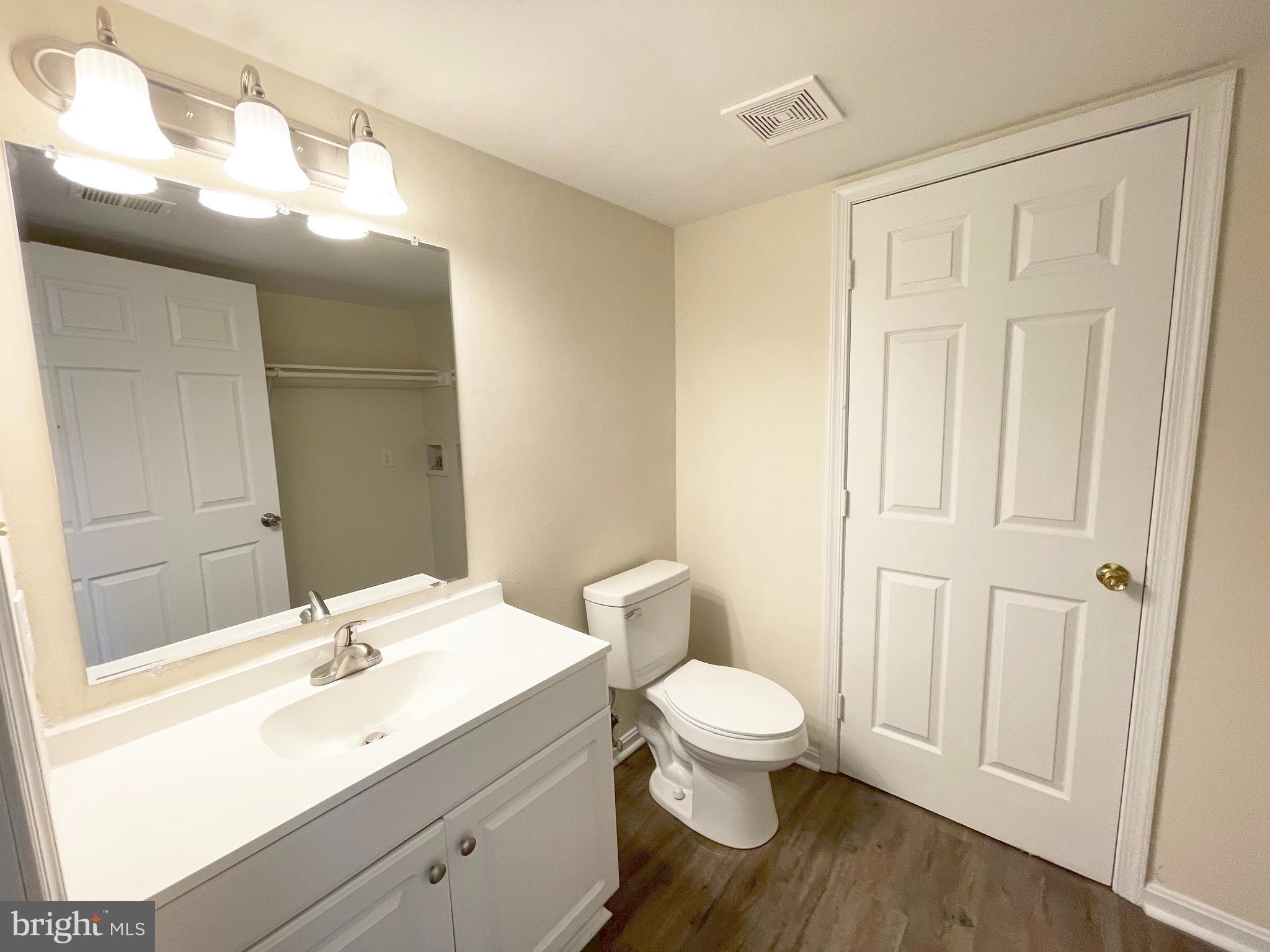 THE TOWNES AT WESTBURY - Residential