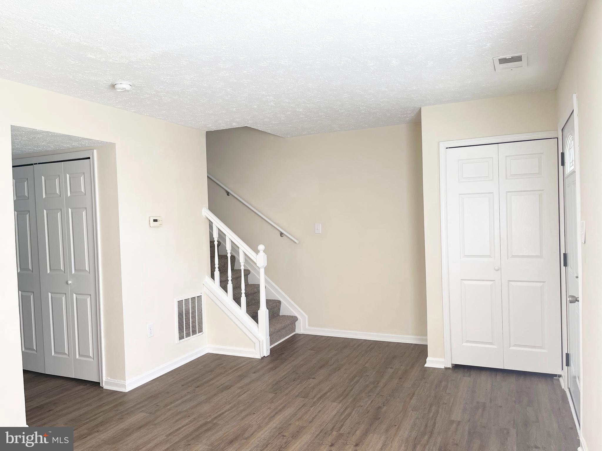 THE TOWNES AT WESTBURY - Residential