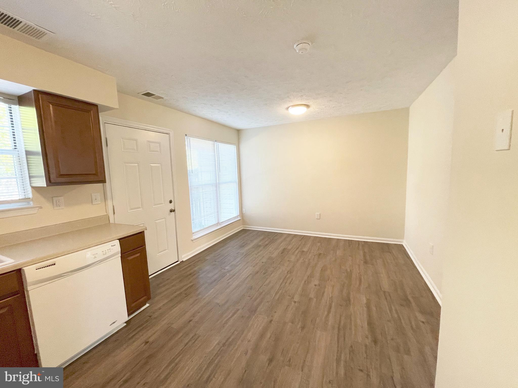 THE TOWNES AT WESTBURY - Residential