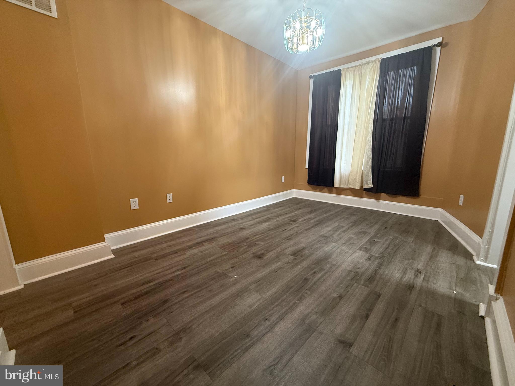 WARD 27 - Residential Lease