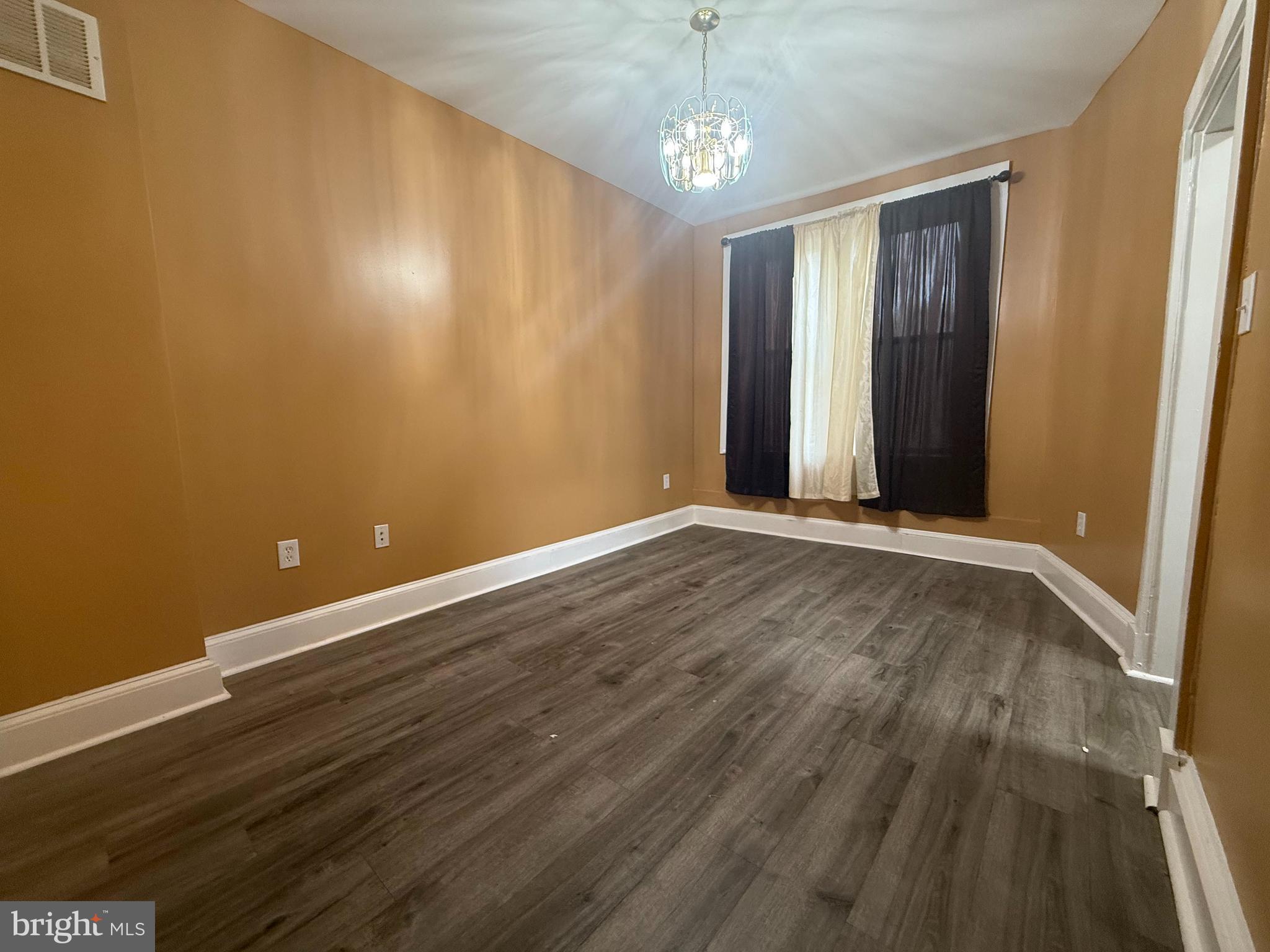 WARD 27 - Residential Lease