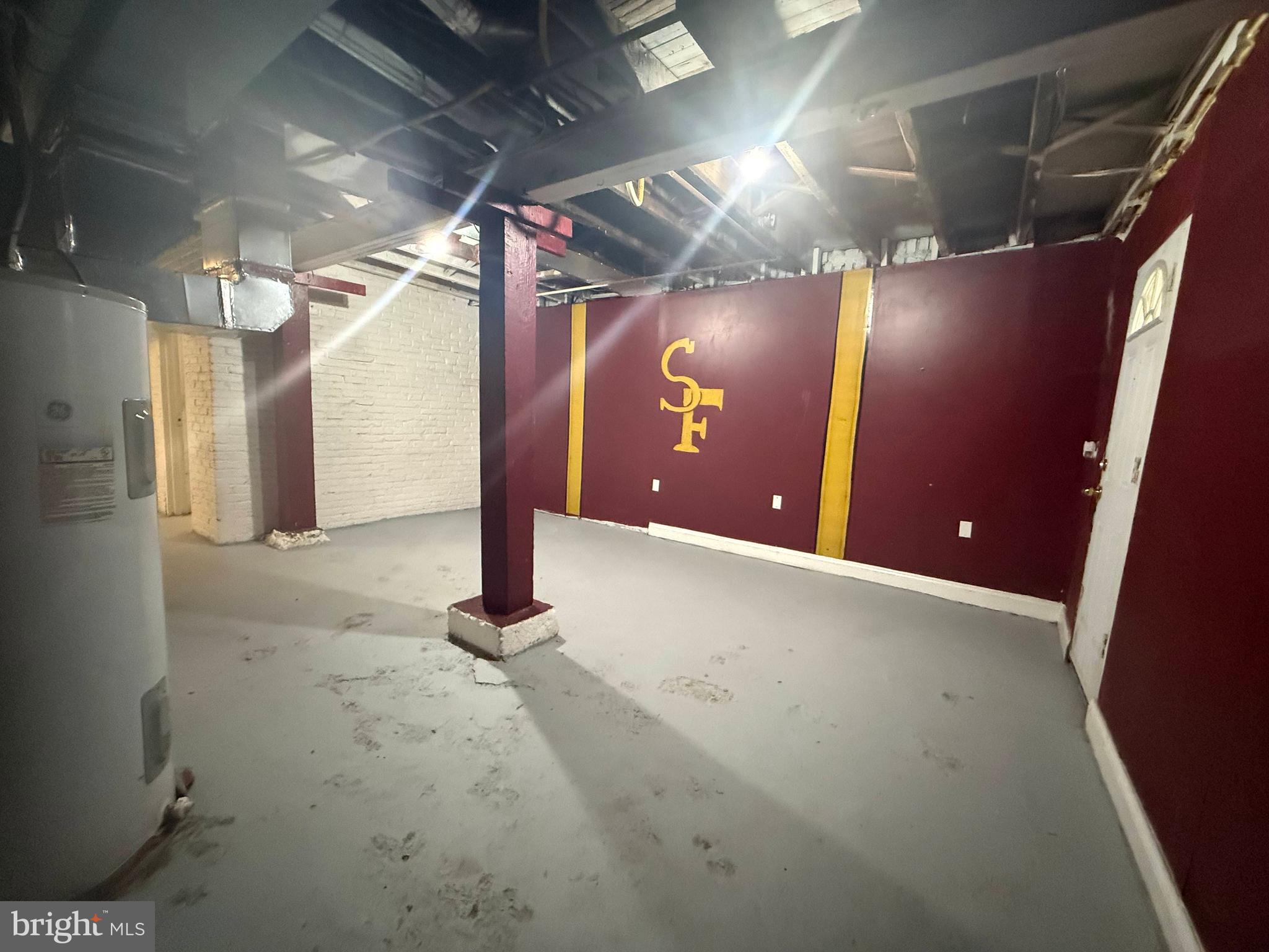 WARD 27 - Residential Lease