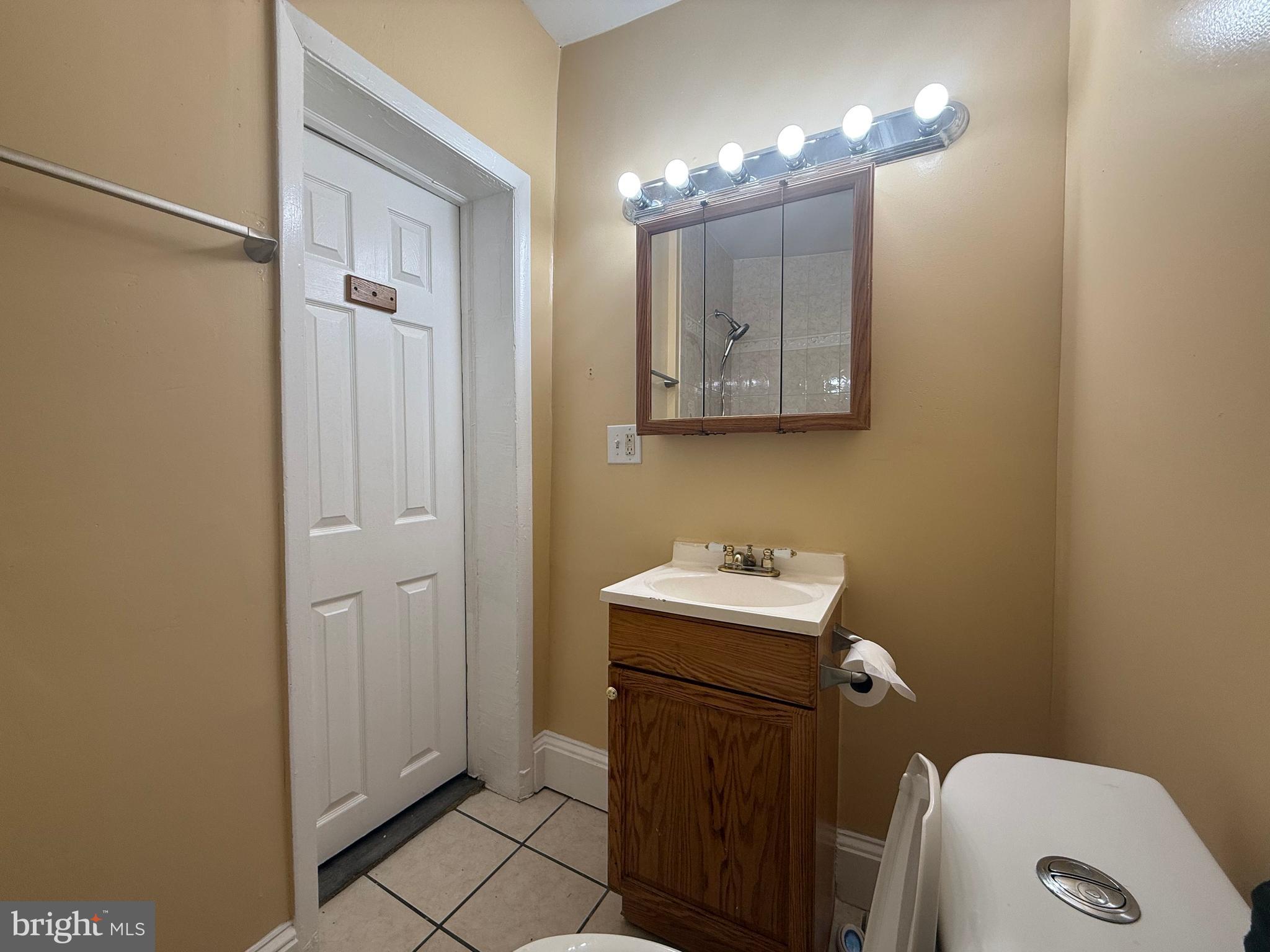 WARD 27 - Residential Lease