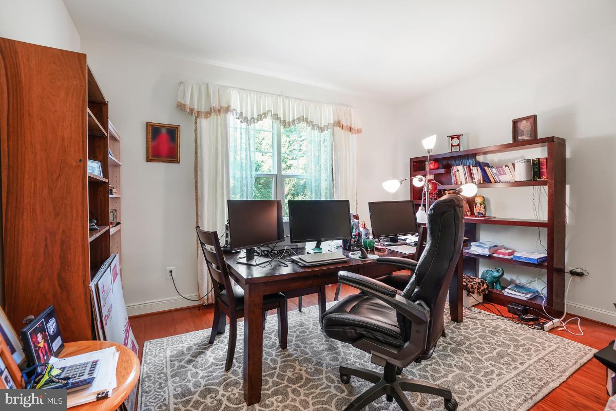 CENTENNIAL OVERLOOK - Residential Lease