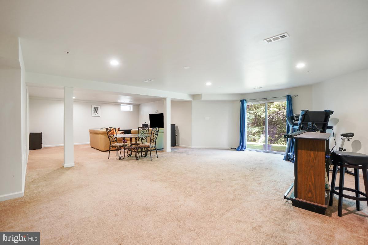 CENTENNIAL OVERLOOK - Residential Lease