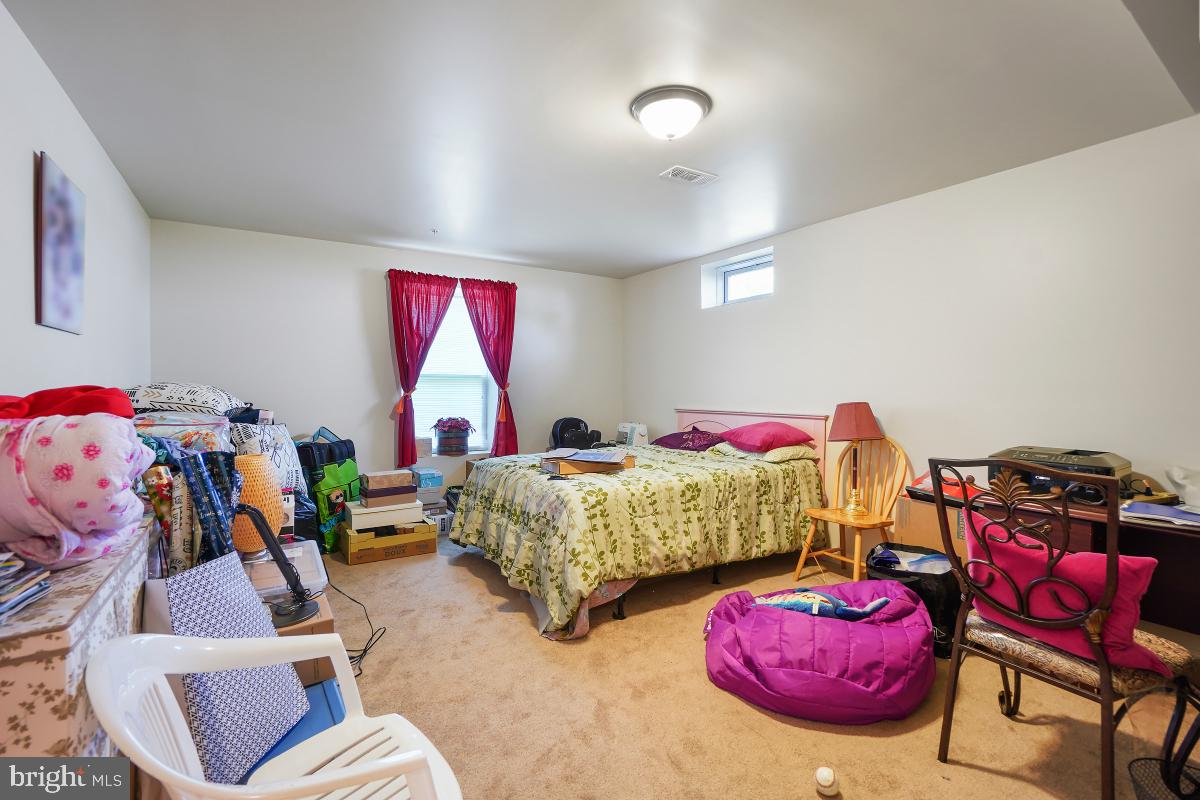 CENTENNIAL OVERLOOK - Residential Lease