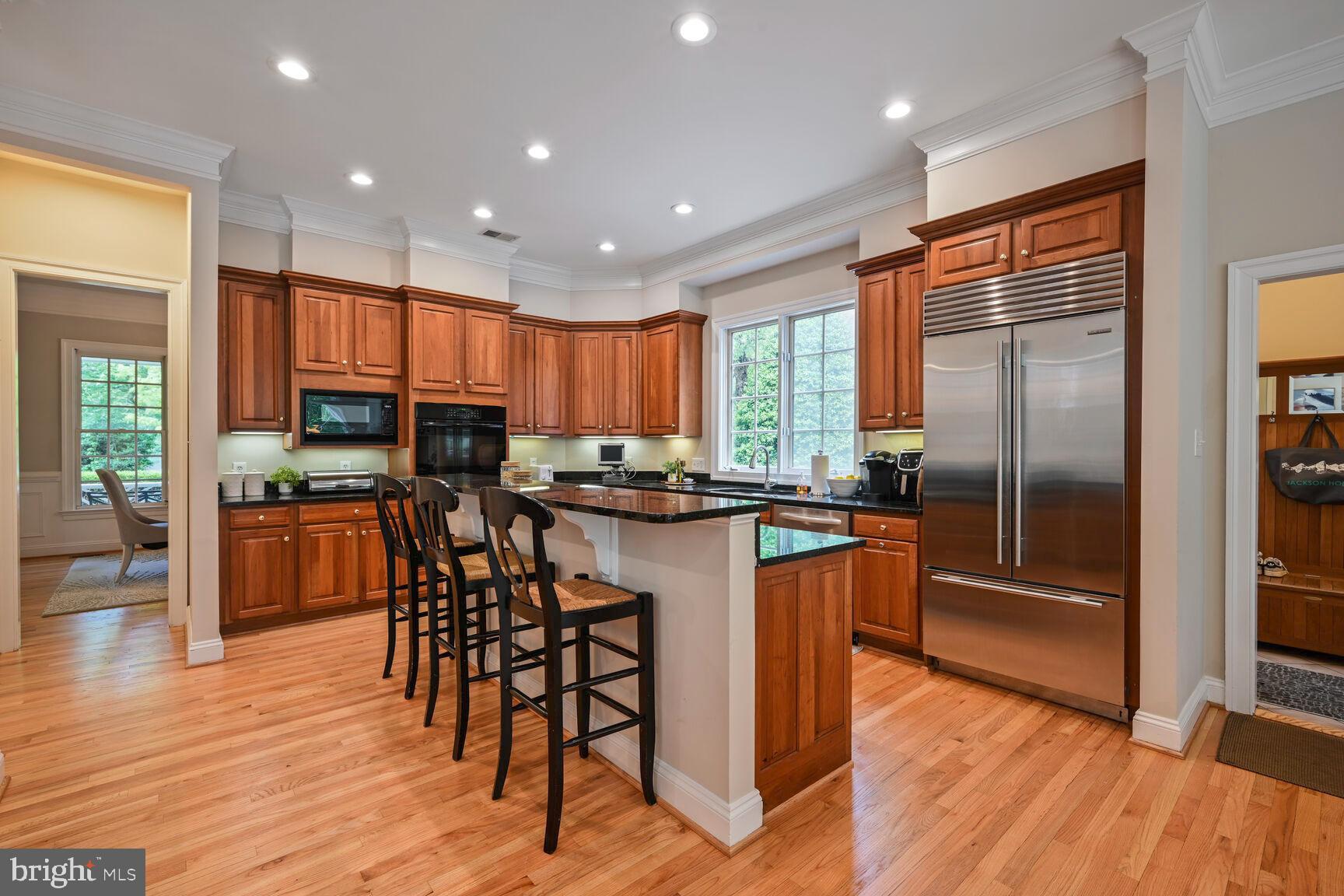 CHEVY CHASE COMMONS - Residential