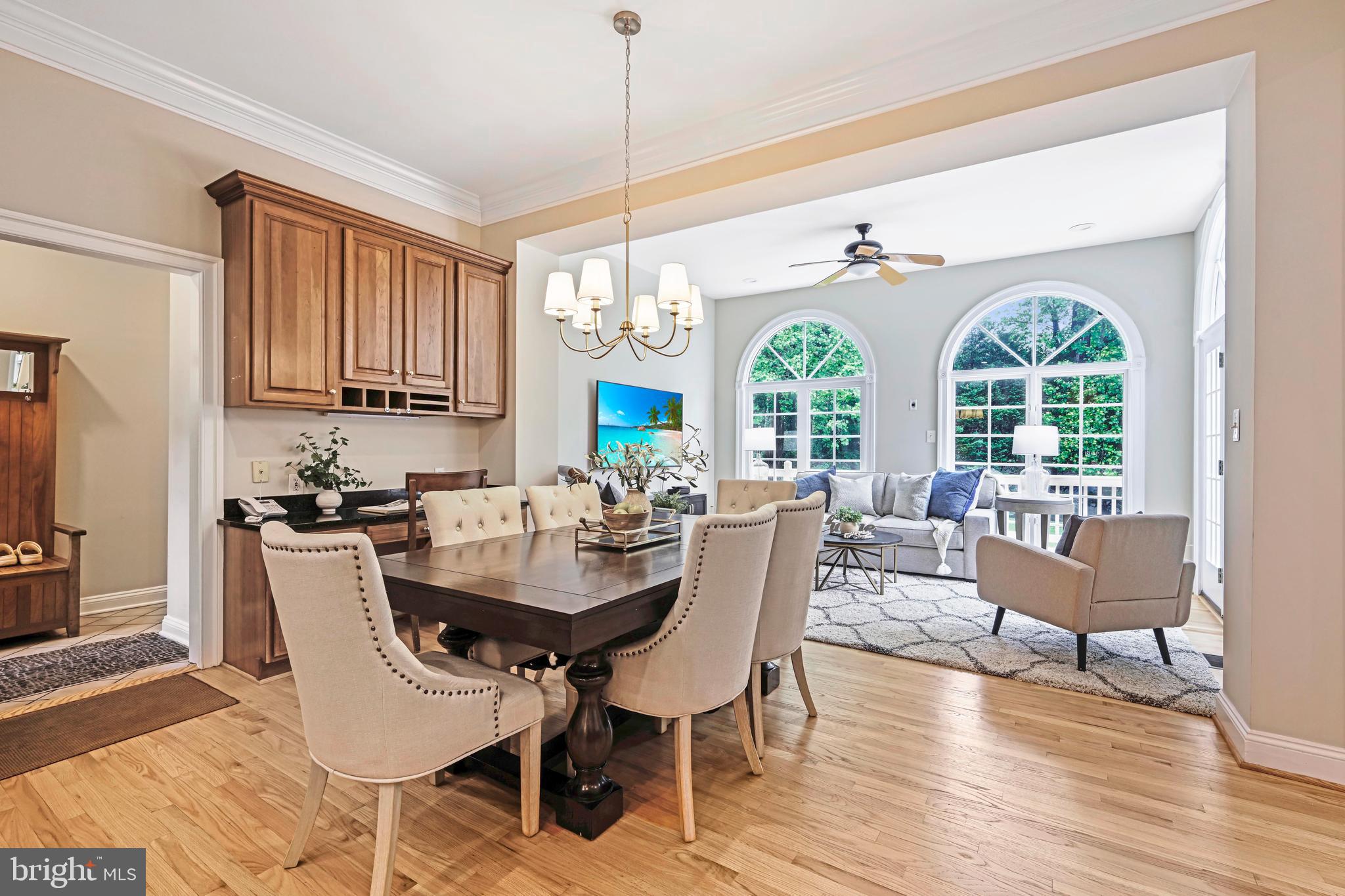 CHEVY CHASE COMMONS - Residential