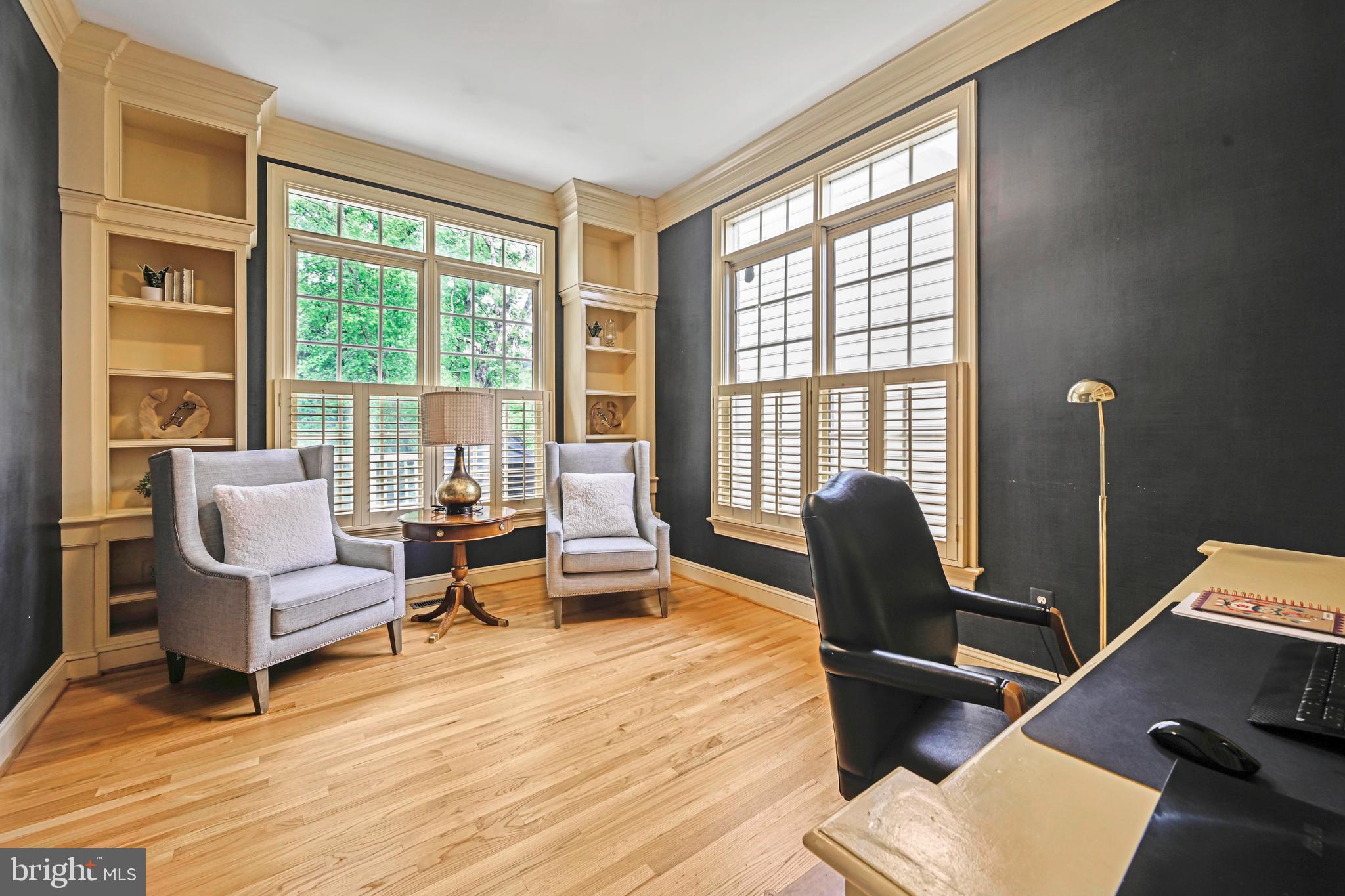 CHEVY CHASE COMMONS - Residential