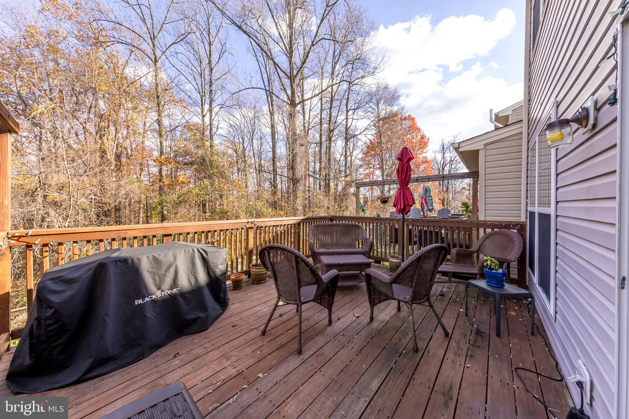 CONSTANT FRIENDSHIP - Residential