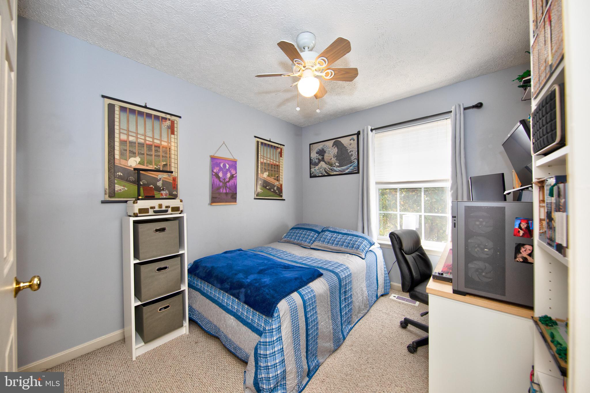 CONSTANT FRIENDSHIP - Residential