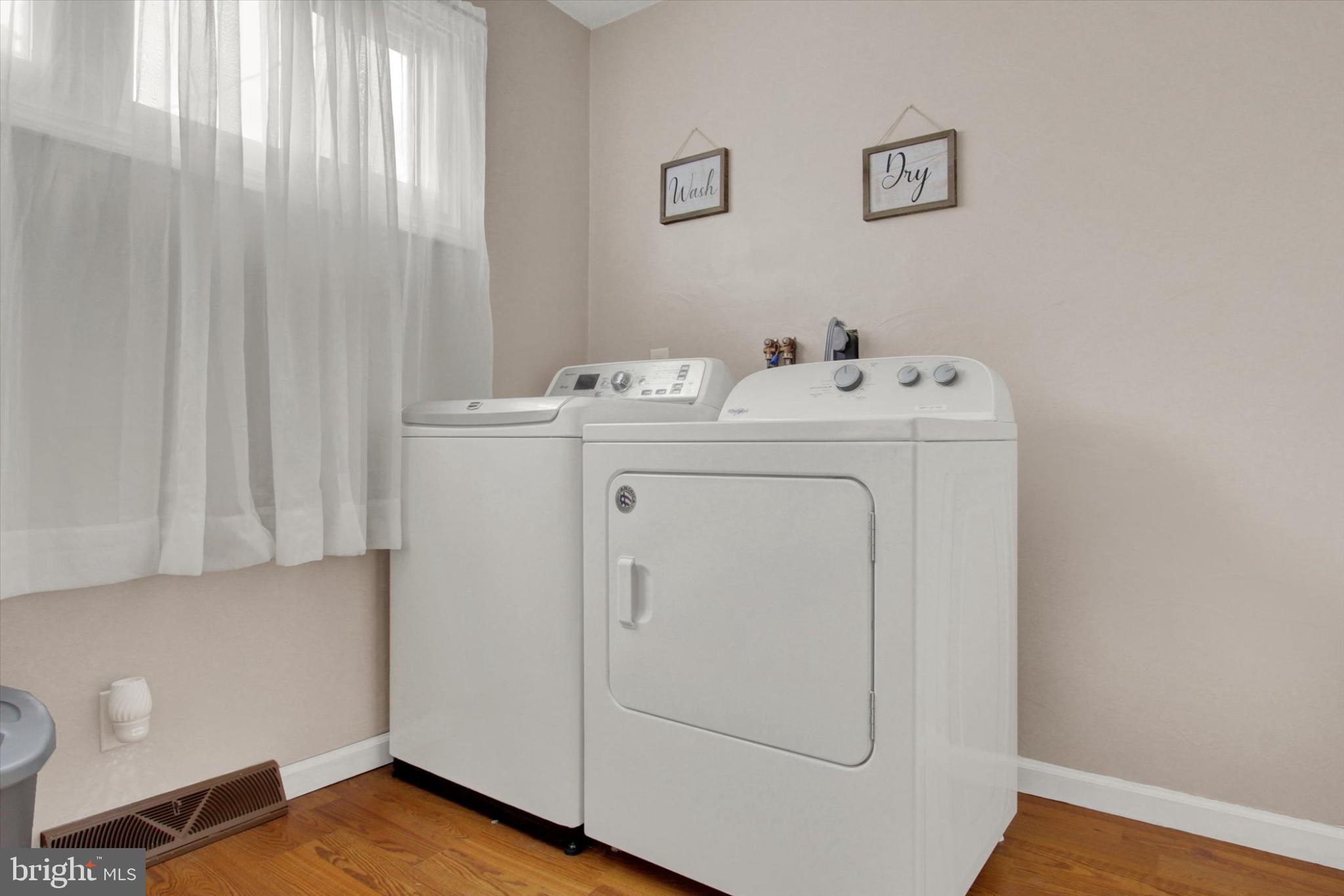 NEW OXFORD - Residential