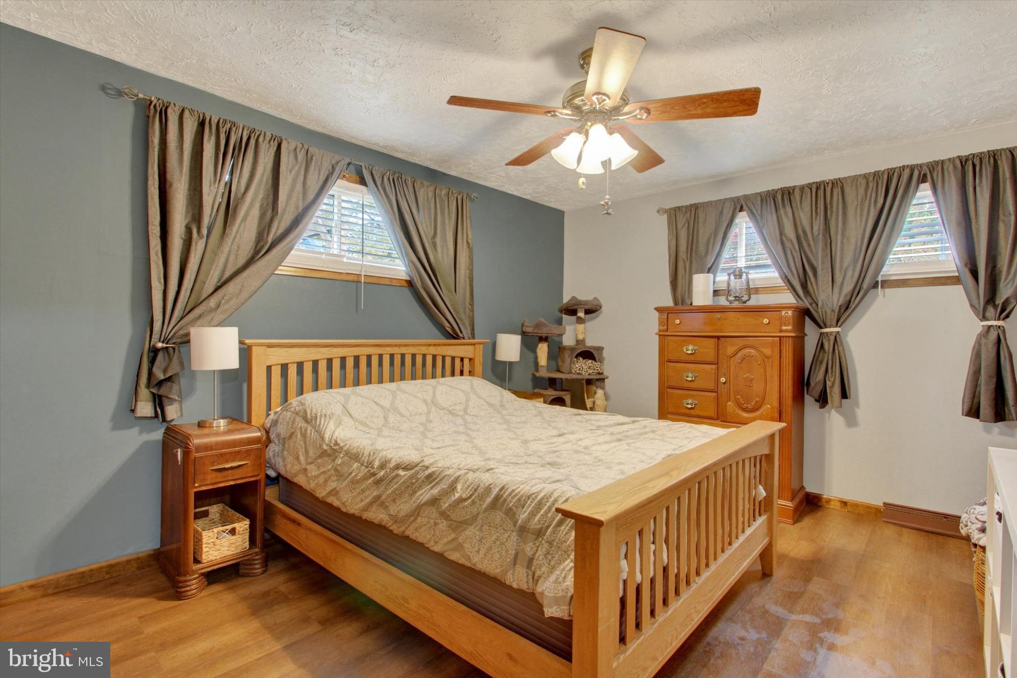 NEW OXFORD - Residential