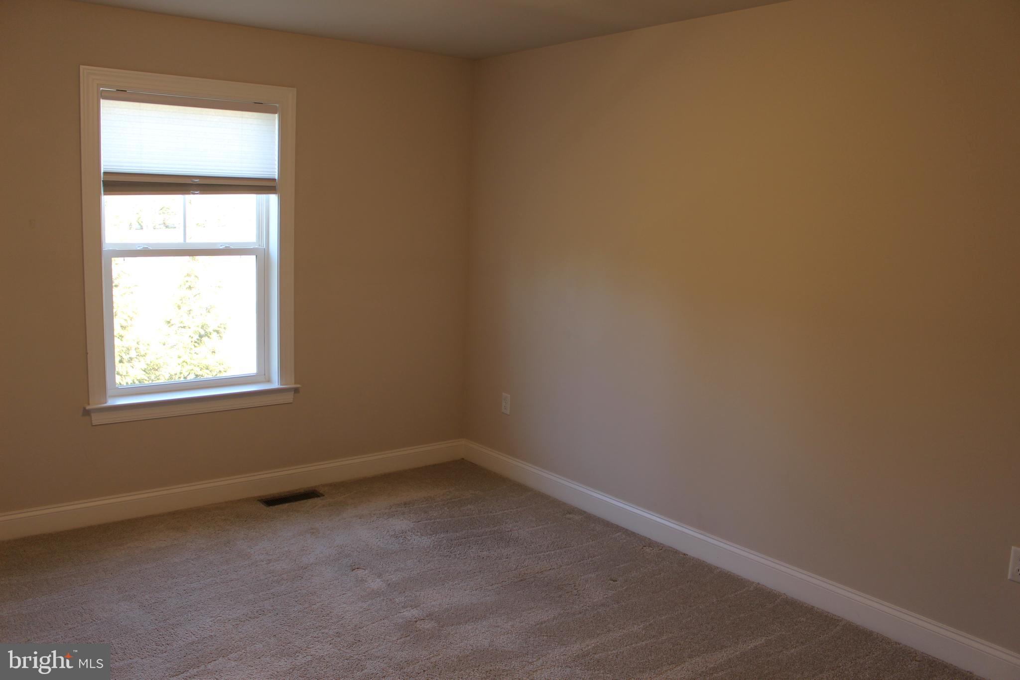 SPRING ROCK - Residential Lease