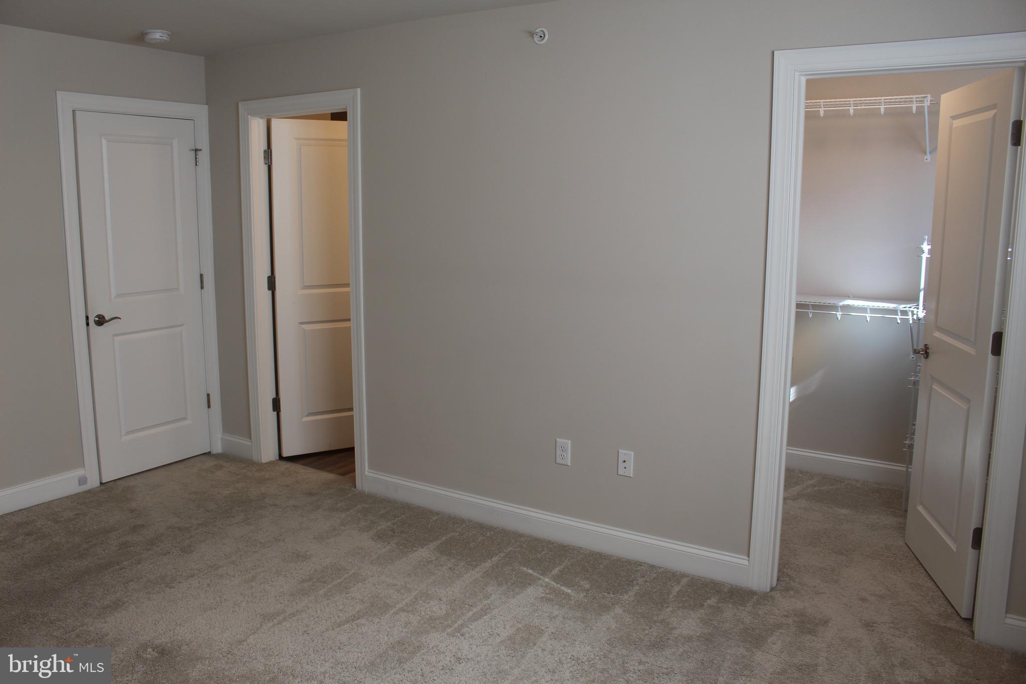 SPRING ROCK - Residential Lease