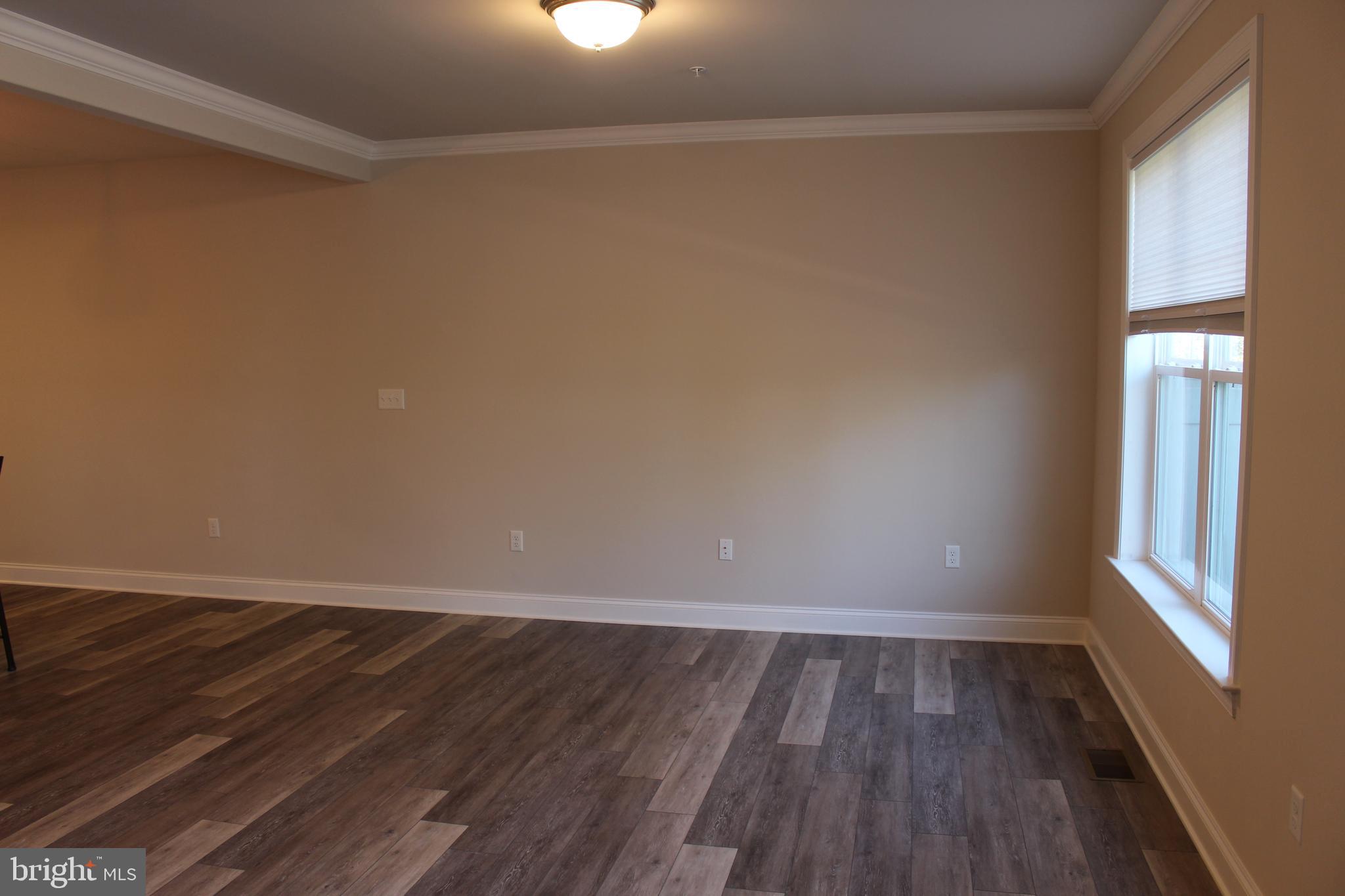 SPRING ROCK - Residential Lease