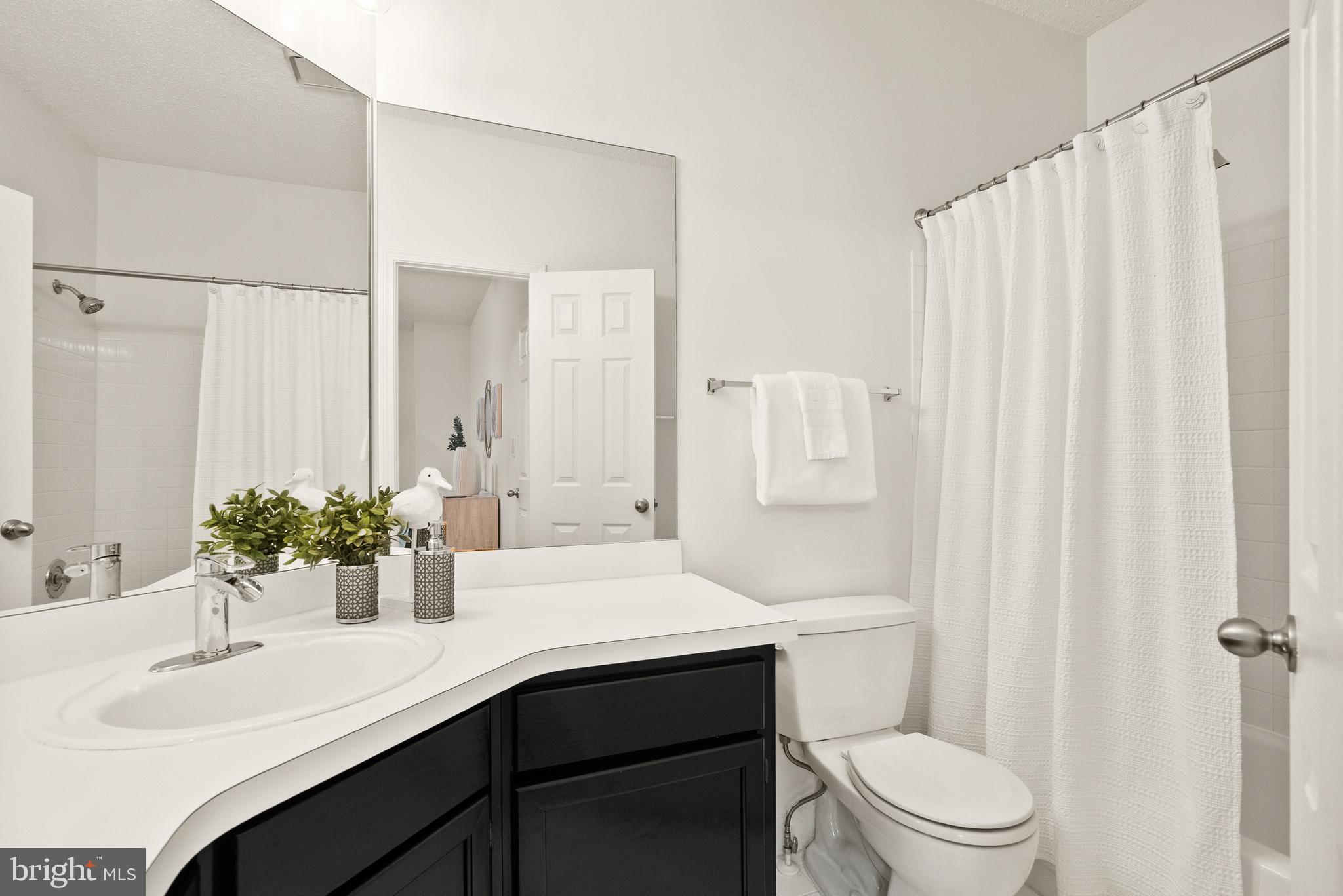 STONECROFT CONDO - Residential