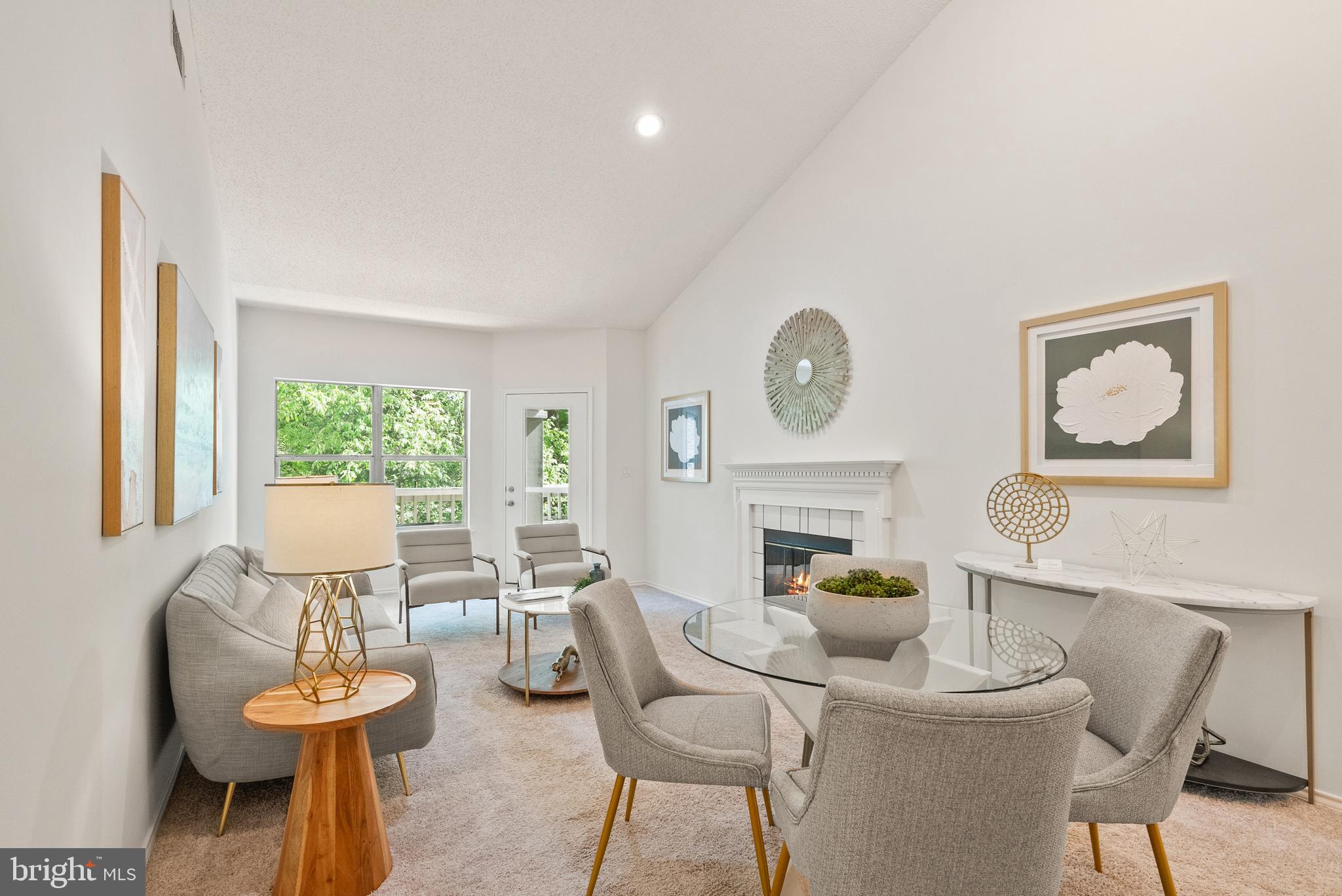 STONECROFT CONDO - Residential