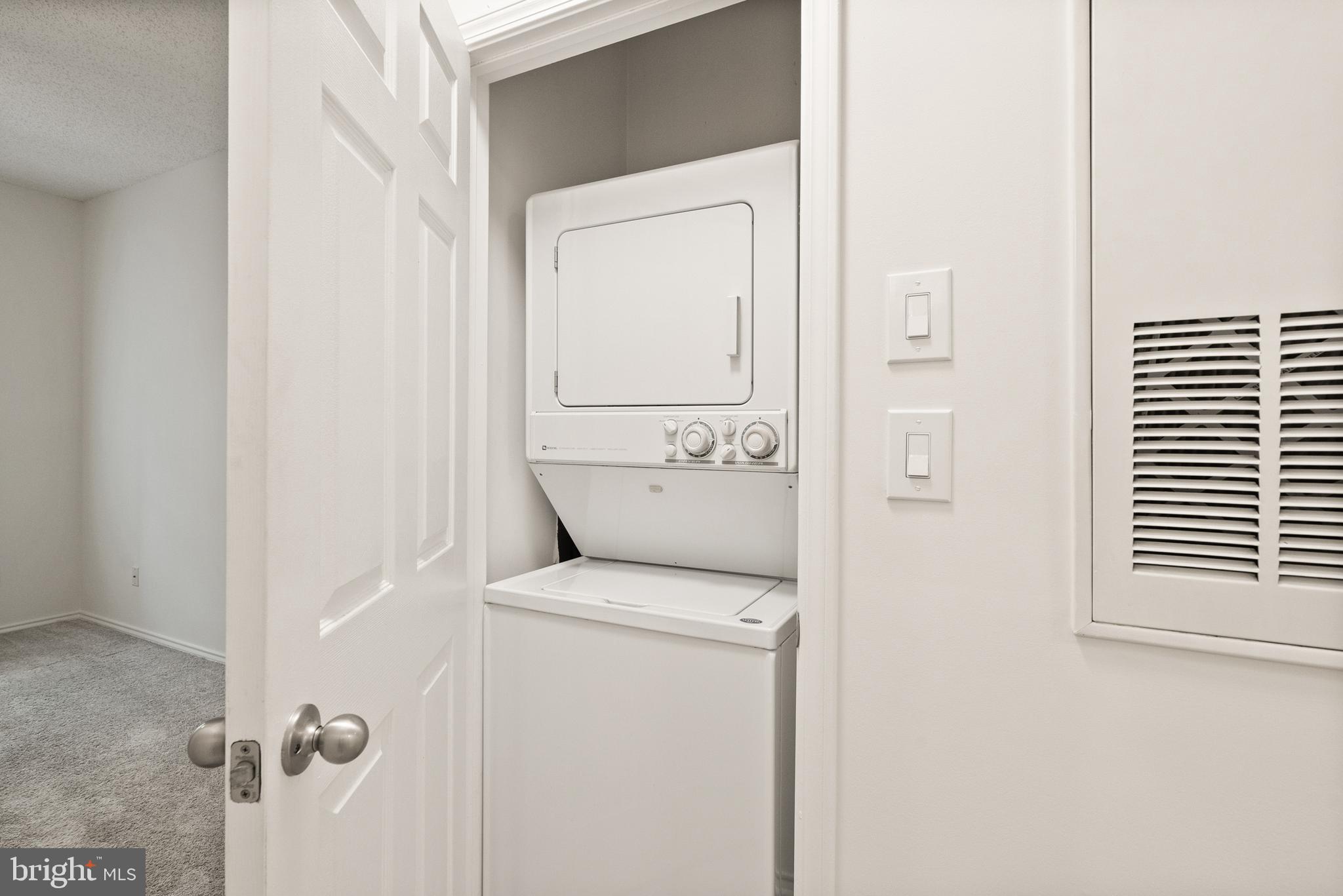 STONECROFT CONDO - Residential