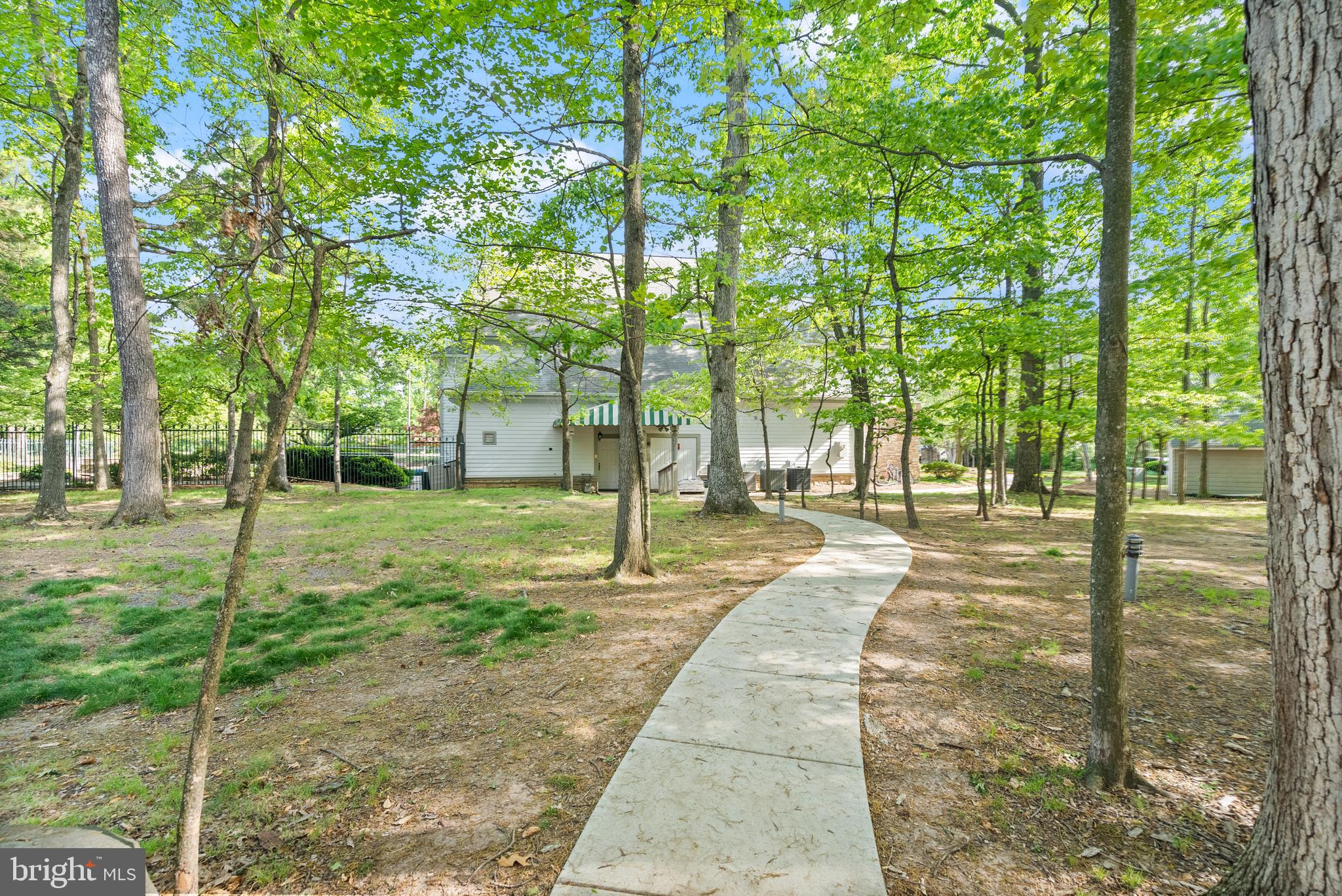 STONECROFT CONDO - Residential