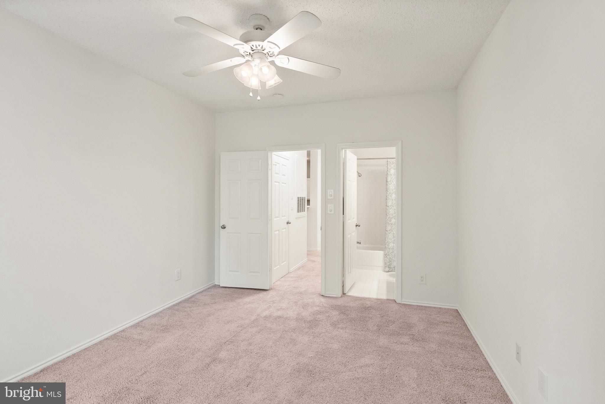 STONECROFT CONDO - Residential